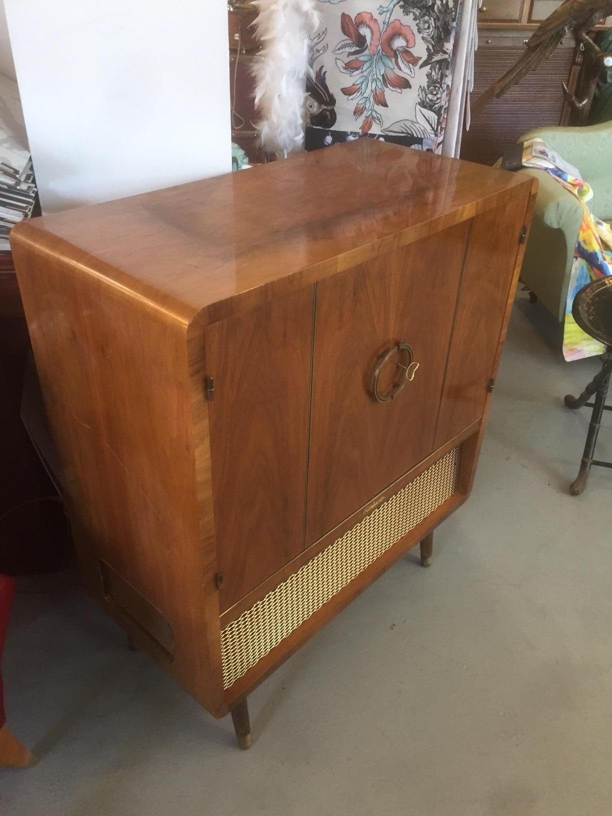 lu van inc record cabinet