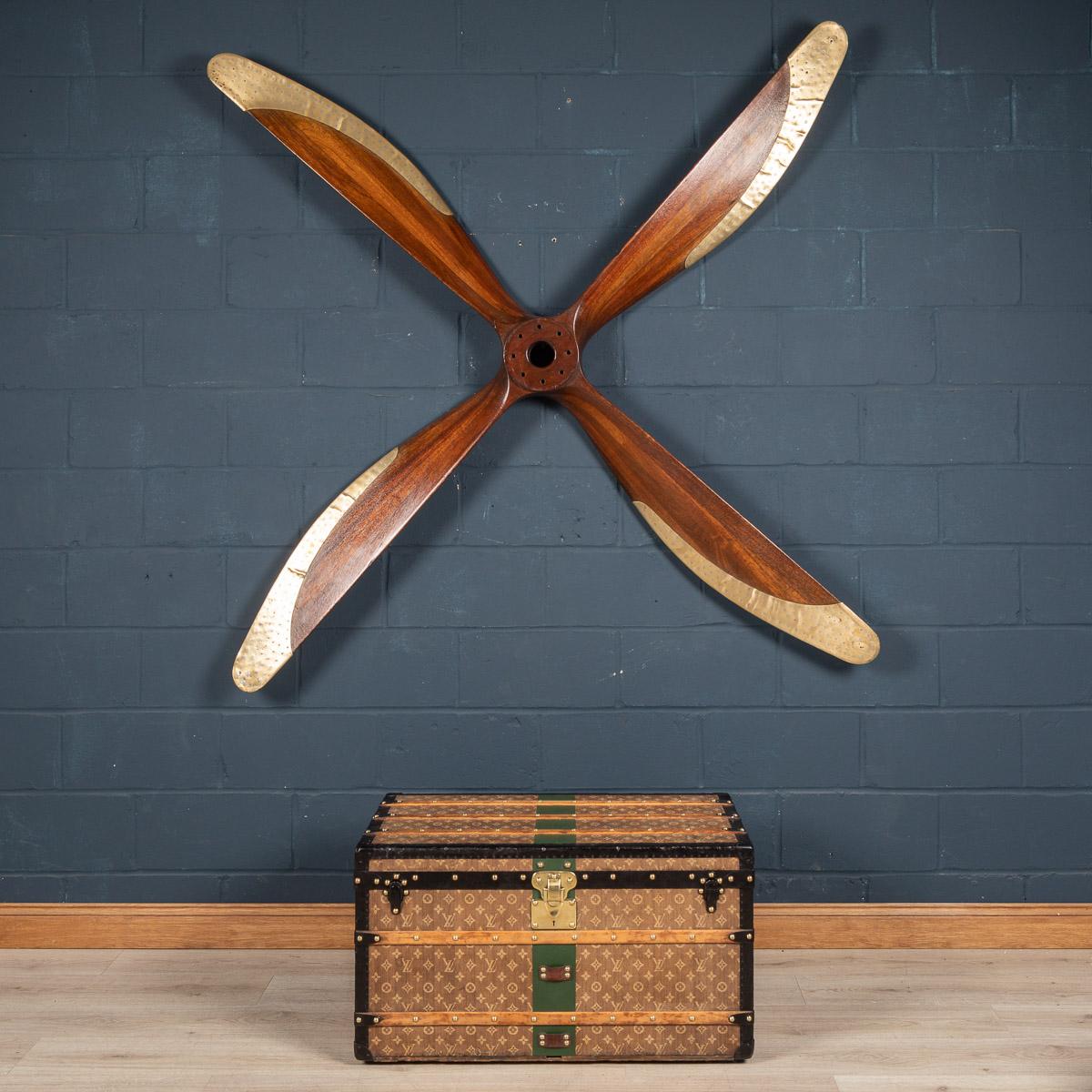 20th Century WWI Mahogany Four-Blade Propeller, c.1915 In Good Condition In Royal Tunbridge Wells, Kent