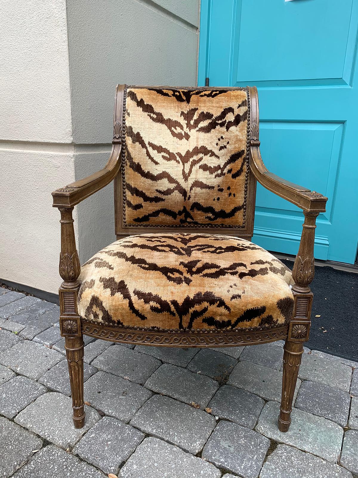 20th Century Yale Burge Directoire Style Carved Armchair with Tiger Upholstery In Good Condition In Atlanta, GA