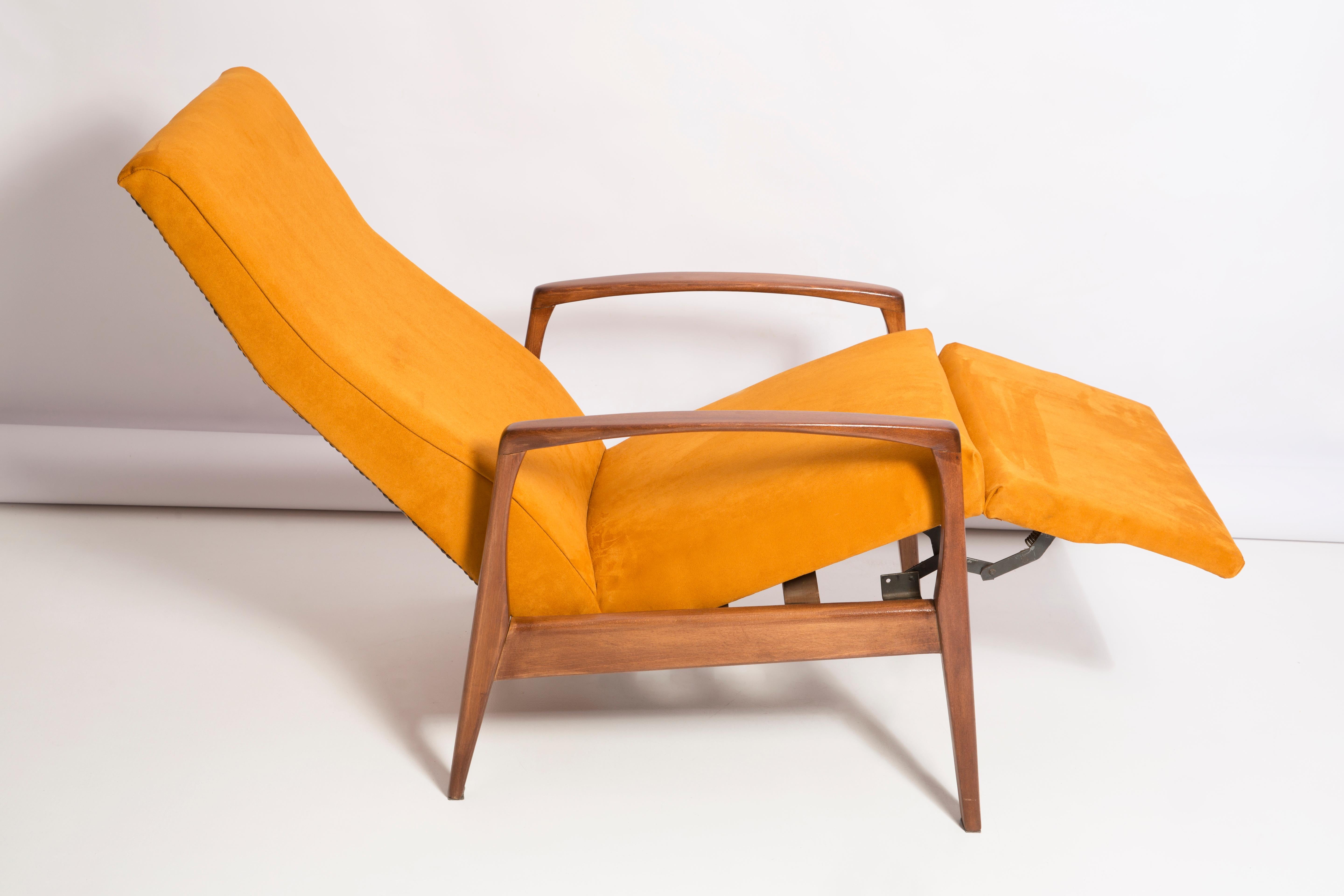 Fauteuil jaune à ouverture pliante du XXe siècle, Europe, années 1960 en vente 1