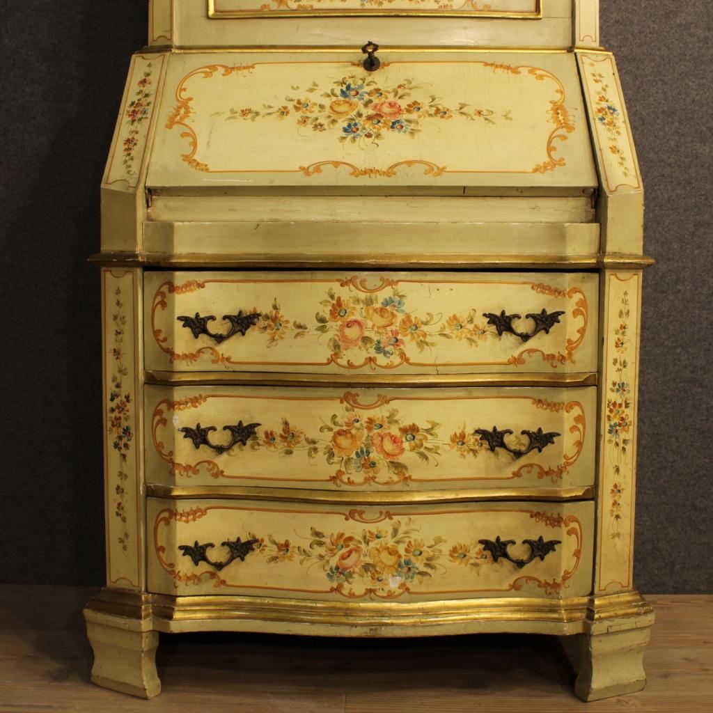 20th Century Yellow Lacquered, Gilt, Painted Wood Venetian Trumeau, 1970 In Fair Condition In Vicoforte, Piedmont