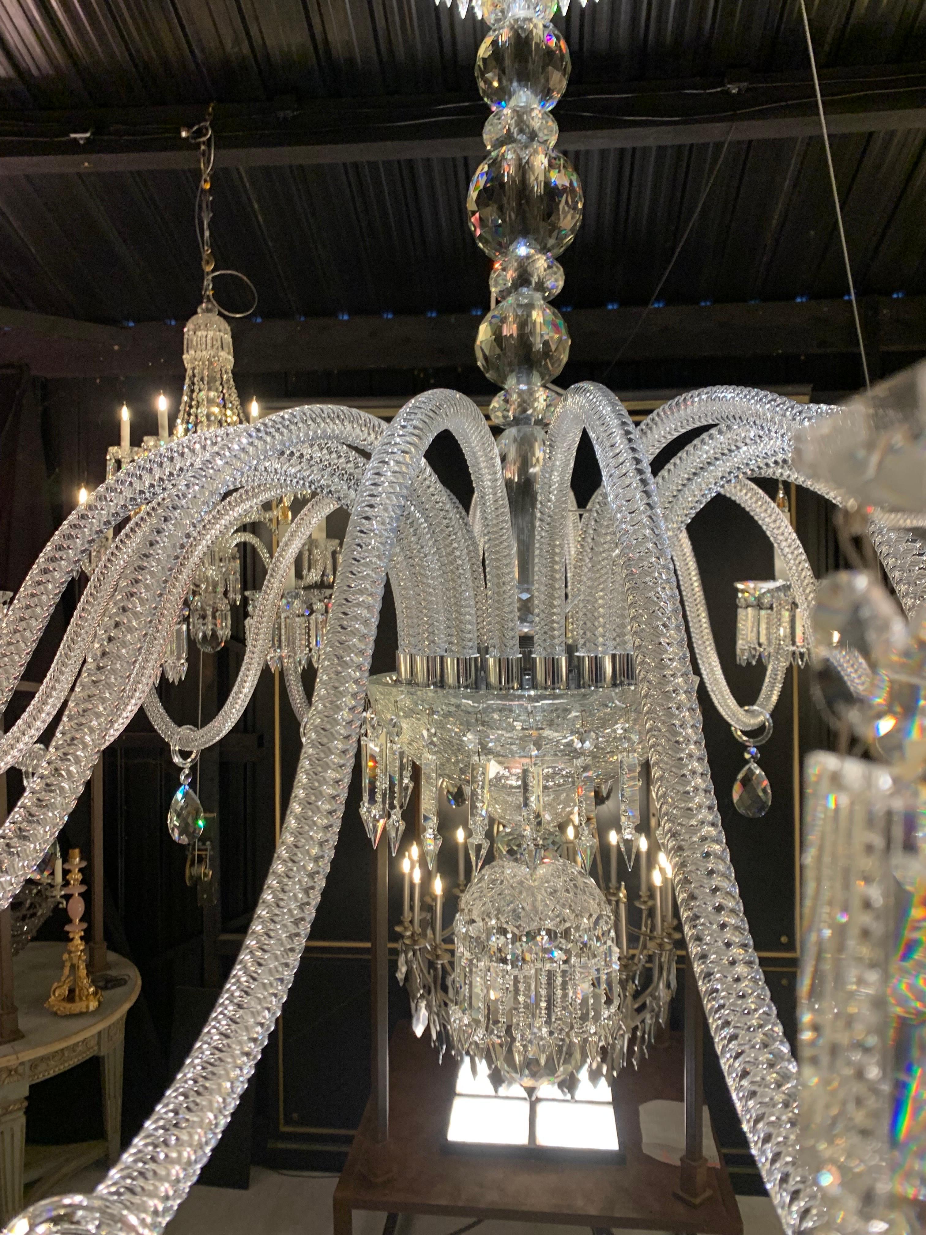 French 20th Crystal Chandelier of 18 lights with twisted arms Inspired of Baccarat For Sale