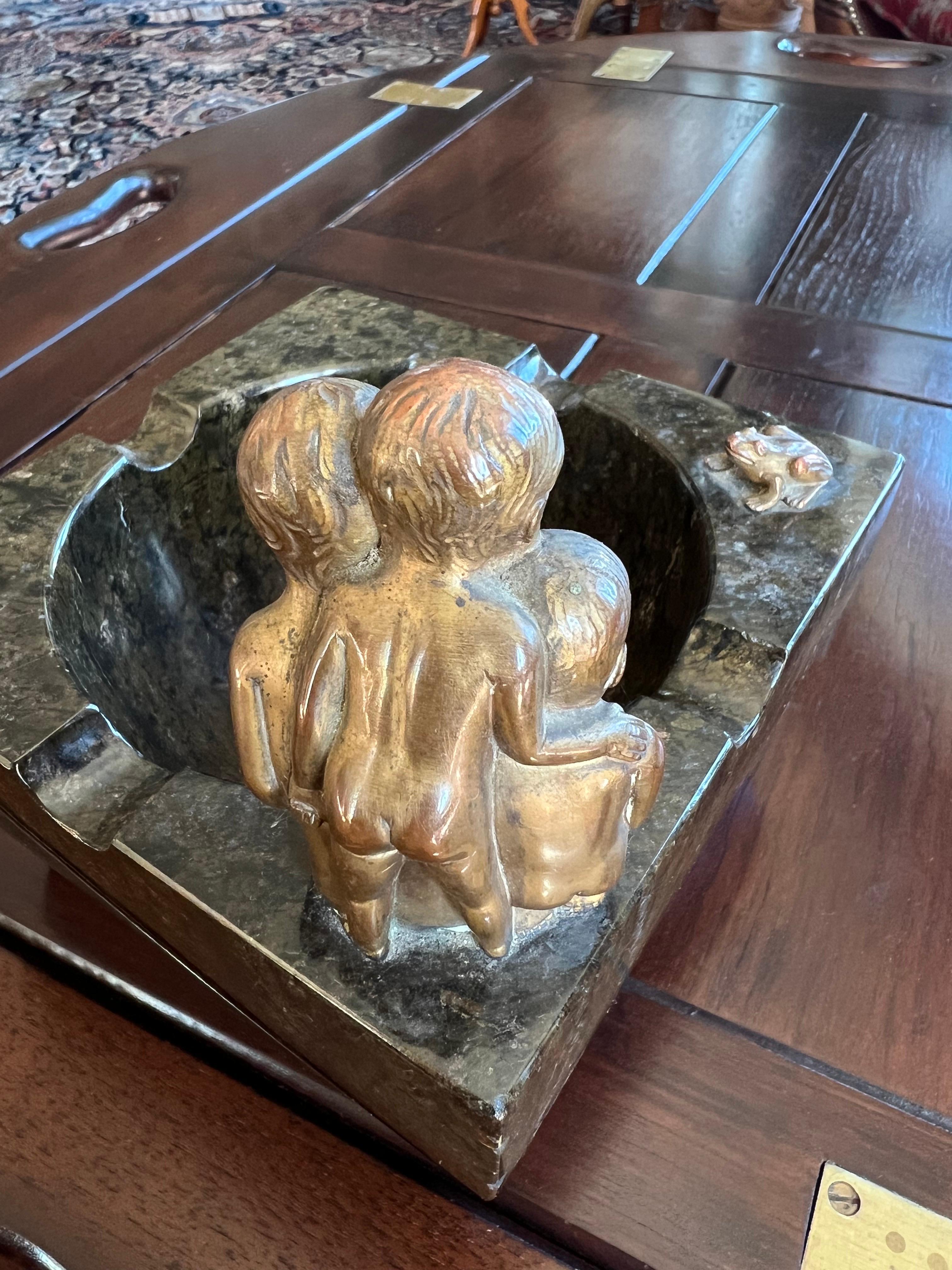 20th Century 20th French Stone Ashtray Decorated with a Sculpture of Kids Watching a Frog For Sale
