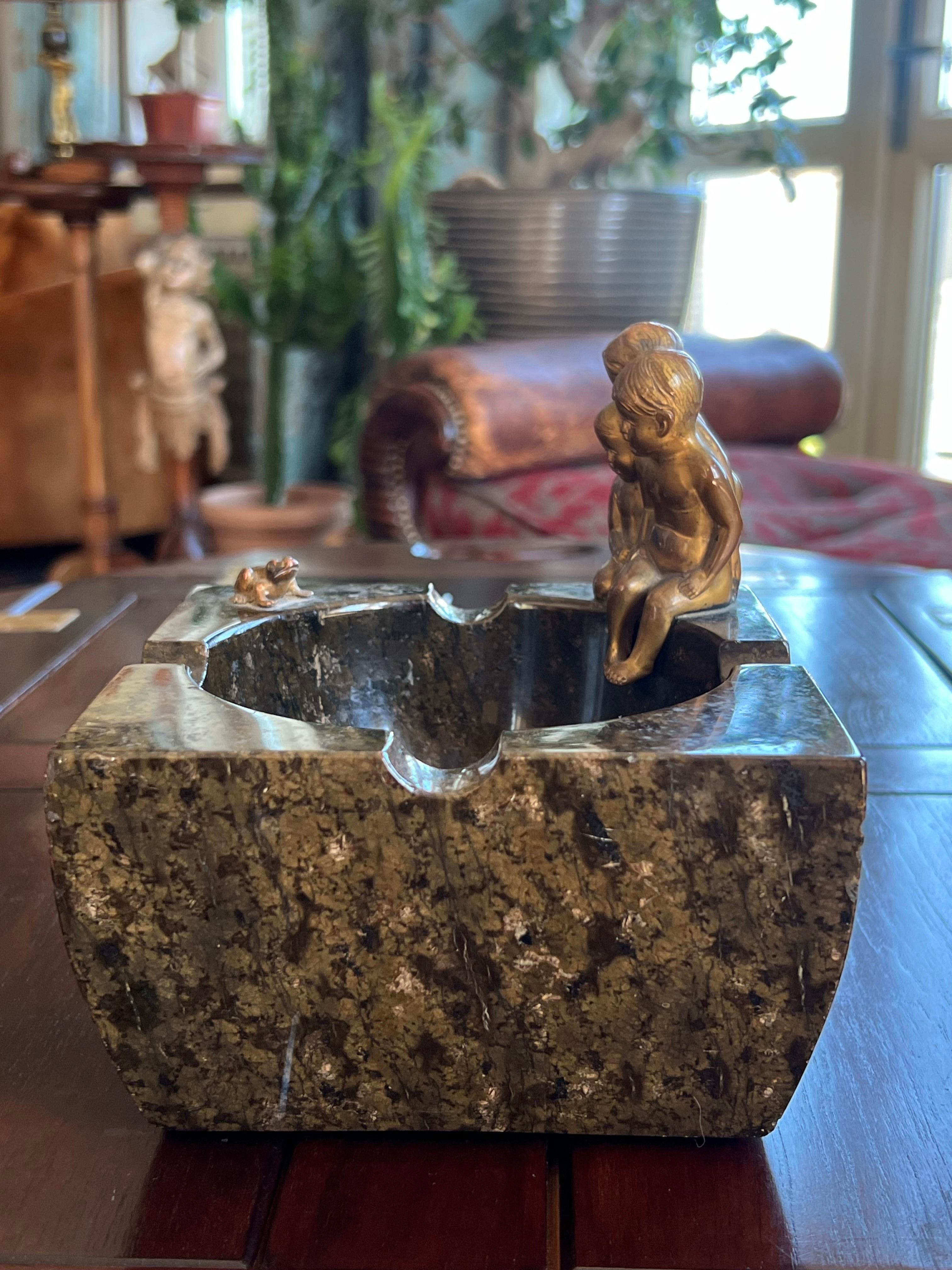 Granite 20th French Stone Ashtray Decorated with a Sculpture of Kids Watching a Frog For Sale