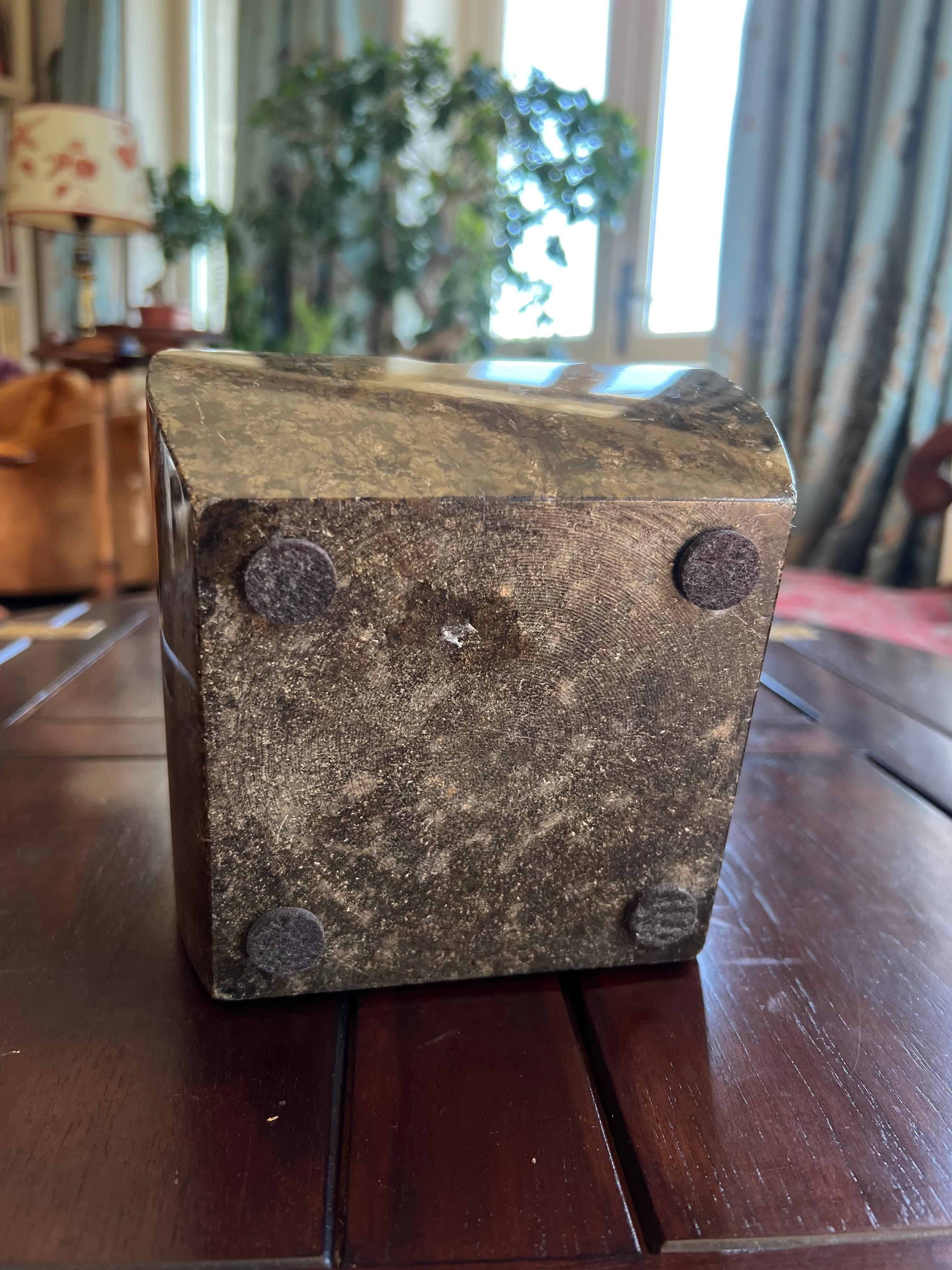 20th French Stone Ashtray Decorated with a Sculpture of Kids Watching a Frog For Sale 3