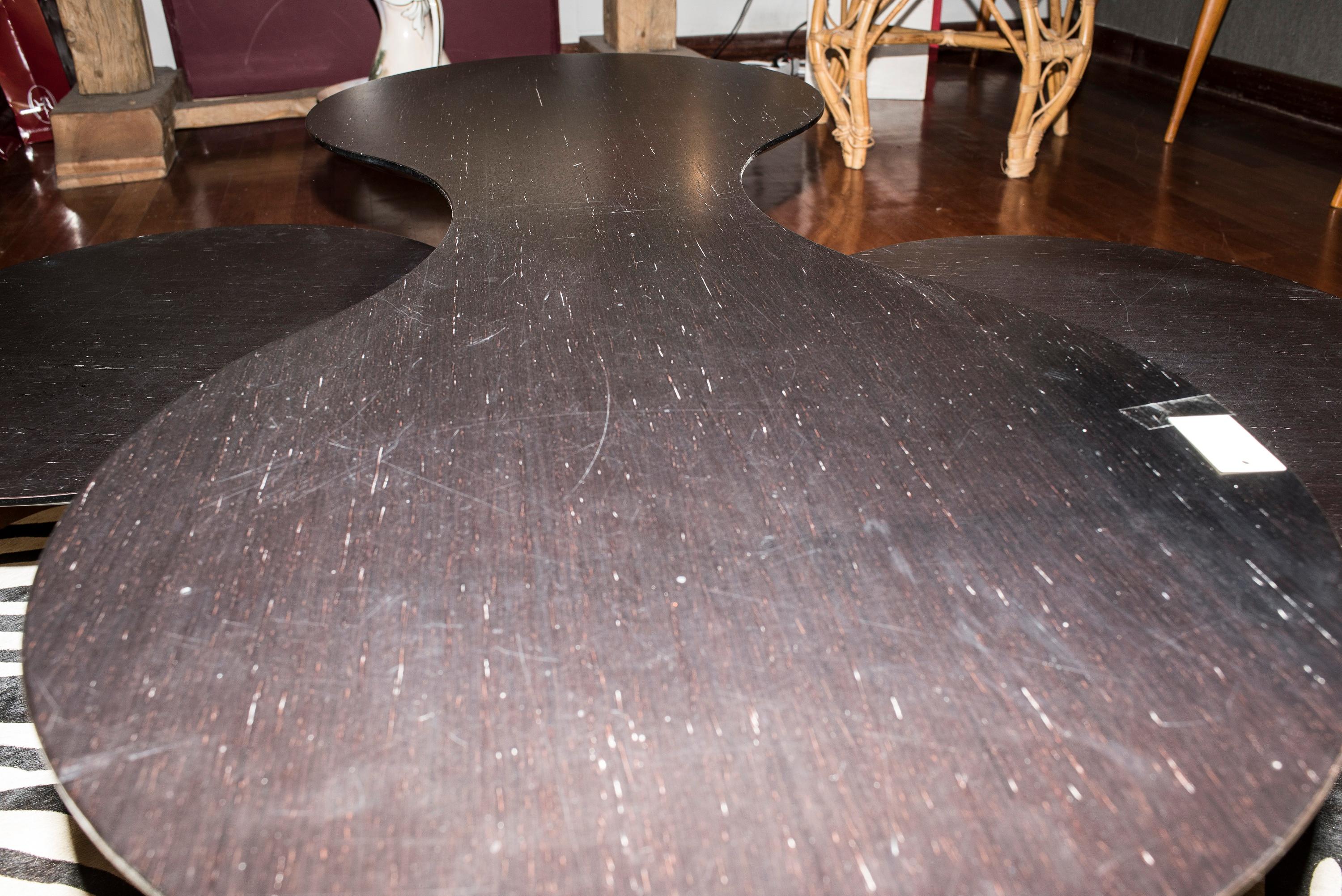 Late 20th Century 20th Black wood Coffee Table Hardwood and Lacquered Steel Foot Movable Helix