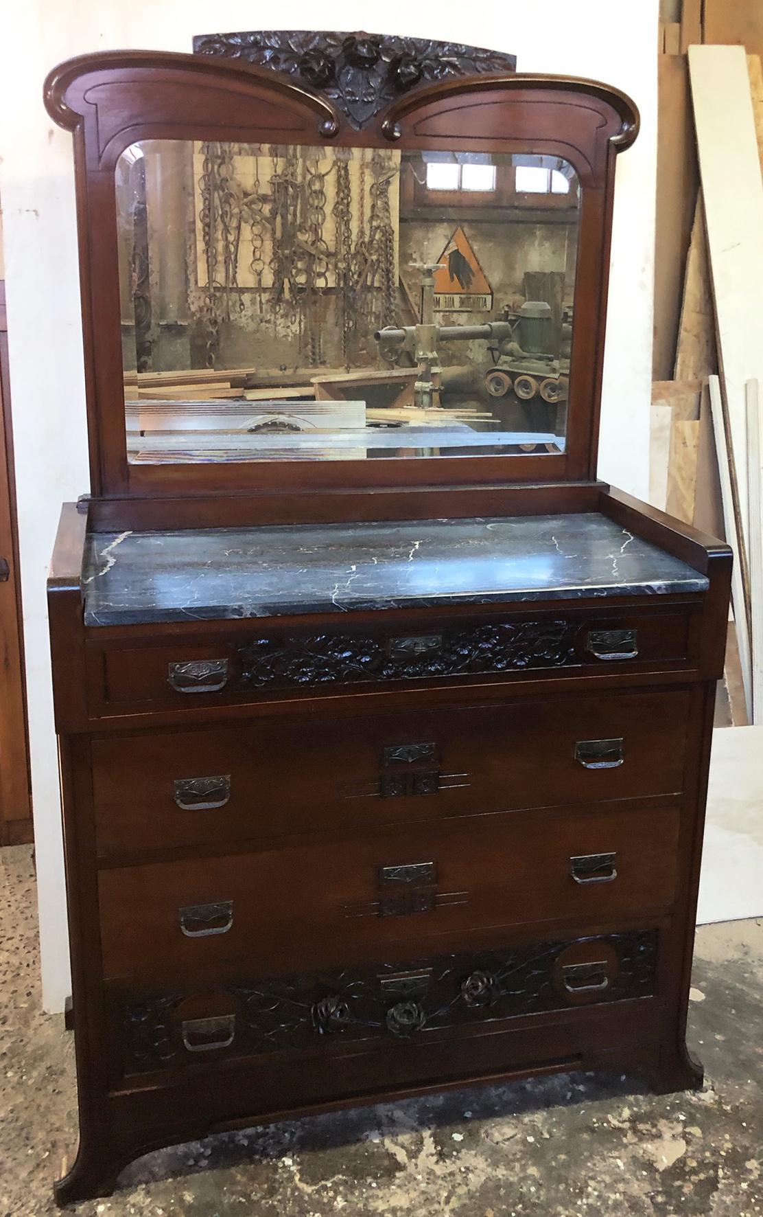 Mirror 20th Italian chest of drawers with mirror in the art nouveau style