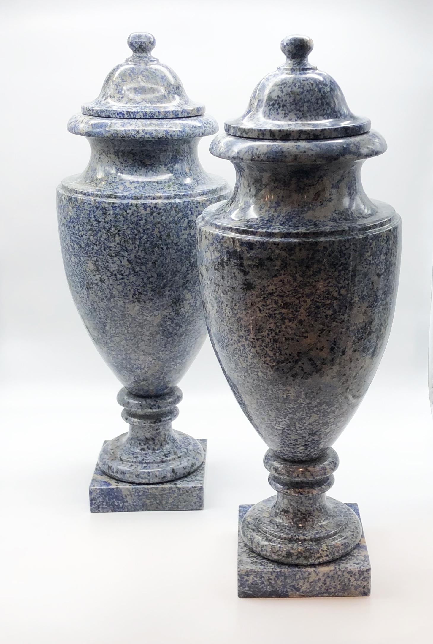 20th Century Italian Neoclassical Style Blue Azul Marble Sodalite Pair of Vases For Sale 7