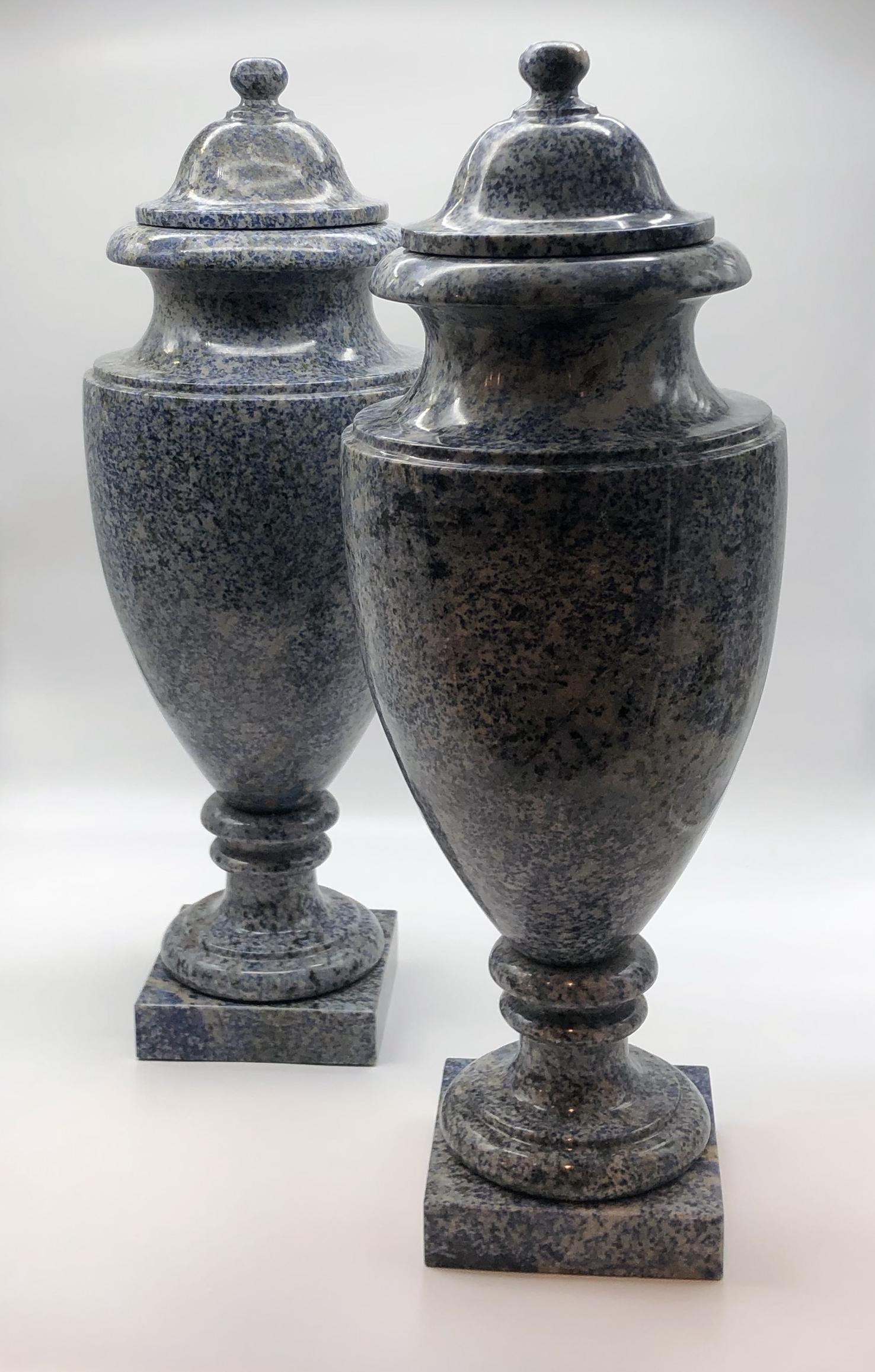 20th Century Italian Neoclassical Style Blue Azul Marble Sodalite Pair of Vases For Sale 4