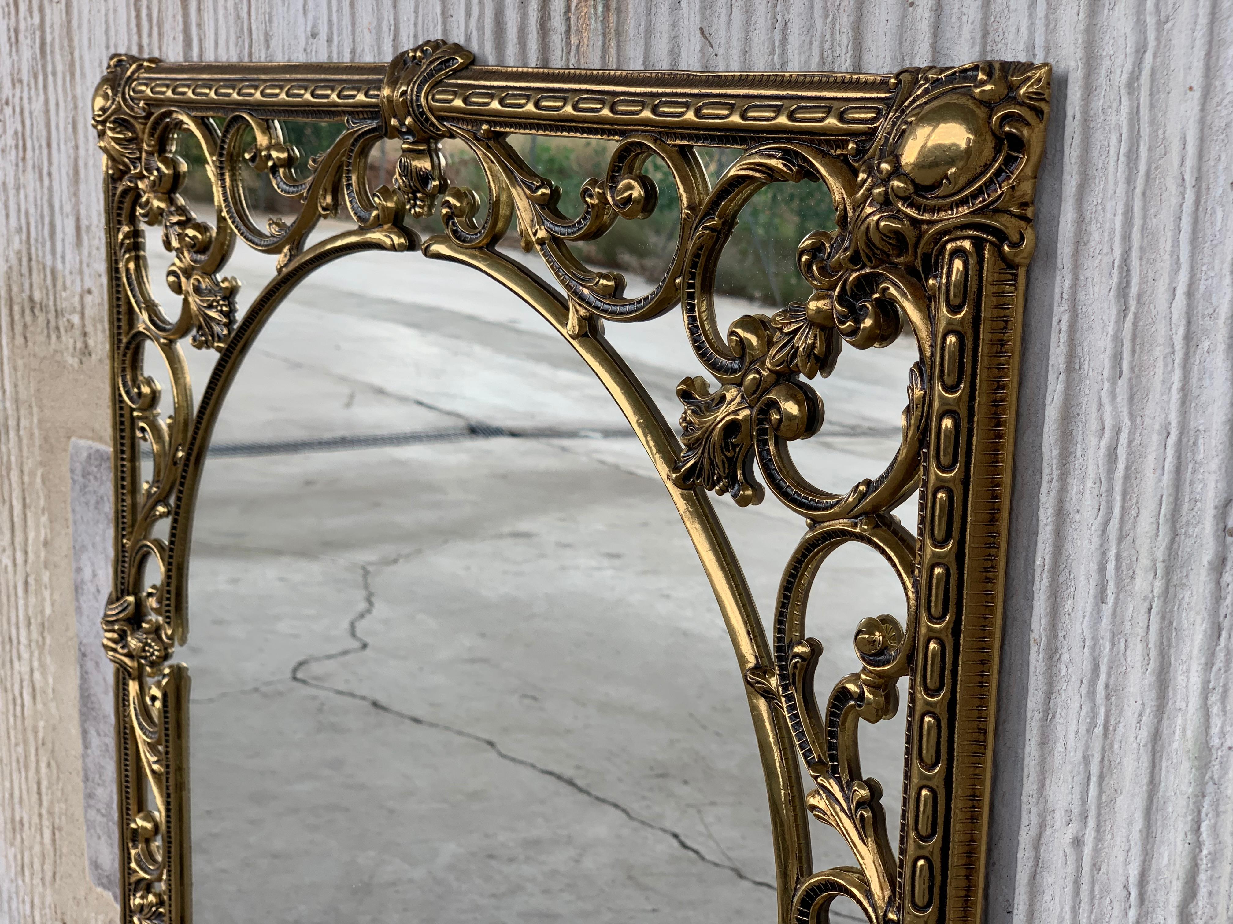 20th Italian Rectangular Brass Foliate Wall Mirror or Console Mirror In Excellent Condition For Sale In Miami, FL