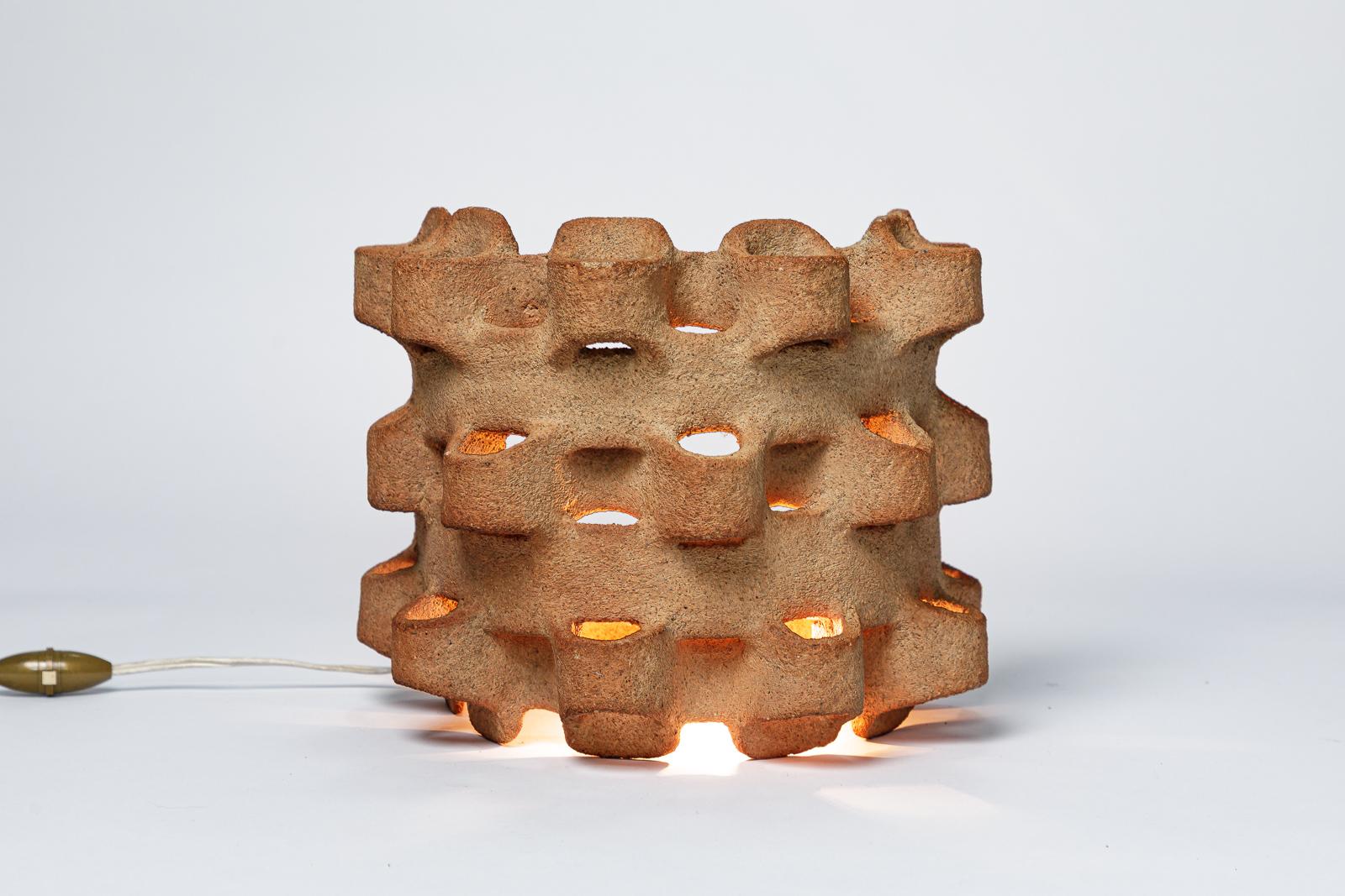 20th mid-century design sonteware ceramic wall light sonce att. to Guy Bareff For Sale 1