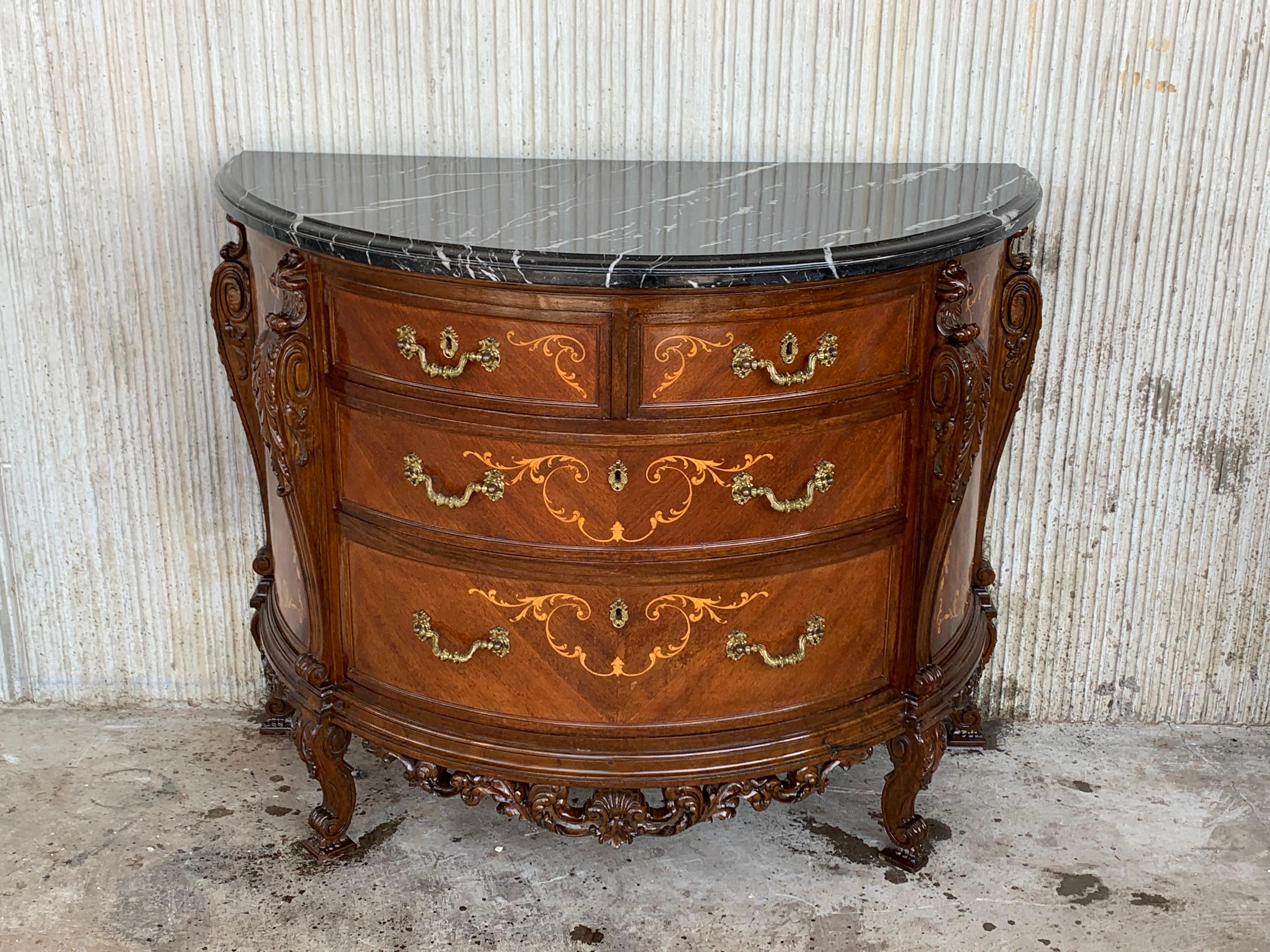 Pair of Carved and Marquetry Nightstands with Two Doors and Hidden Drawer For Sale 9