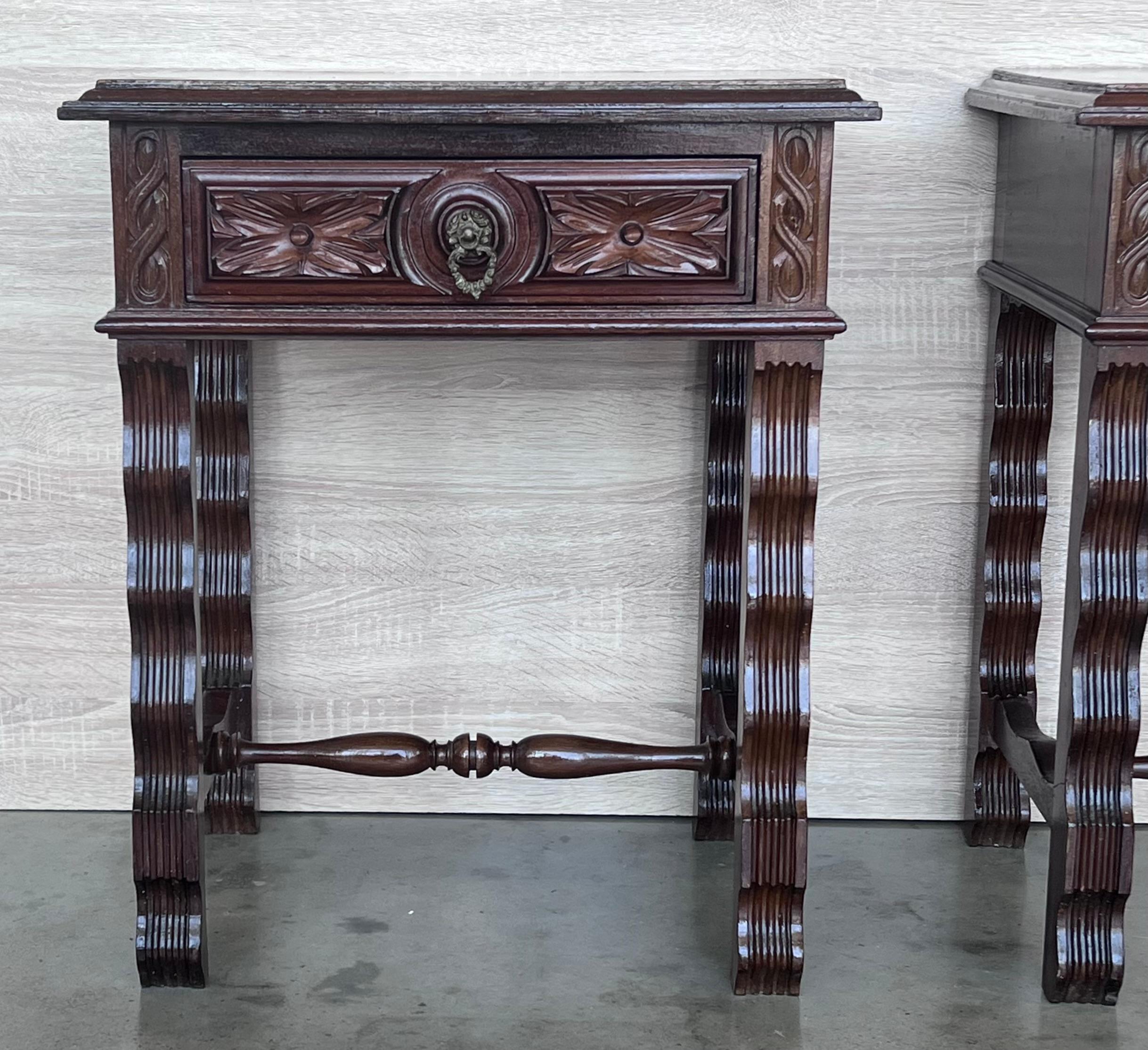 20th Pair of Large Spanish Nightstands or Low Console Tables with Drawer In Good Condition For Sale In Miami, FL