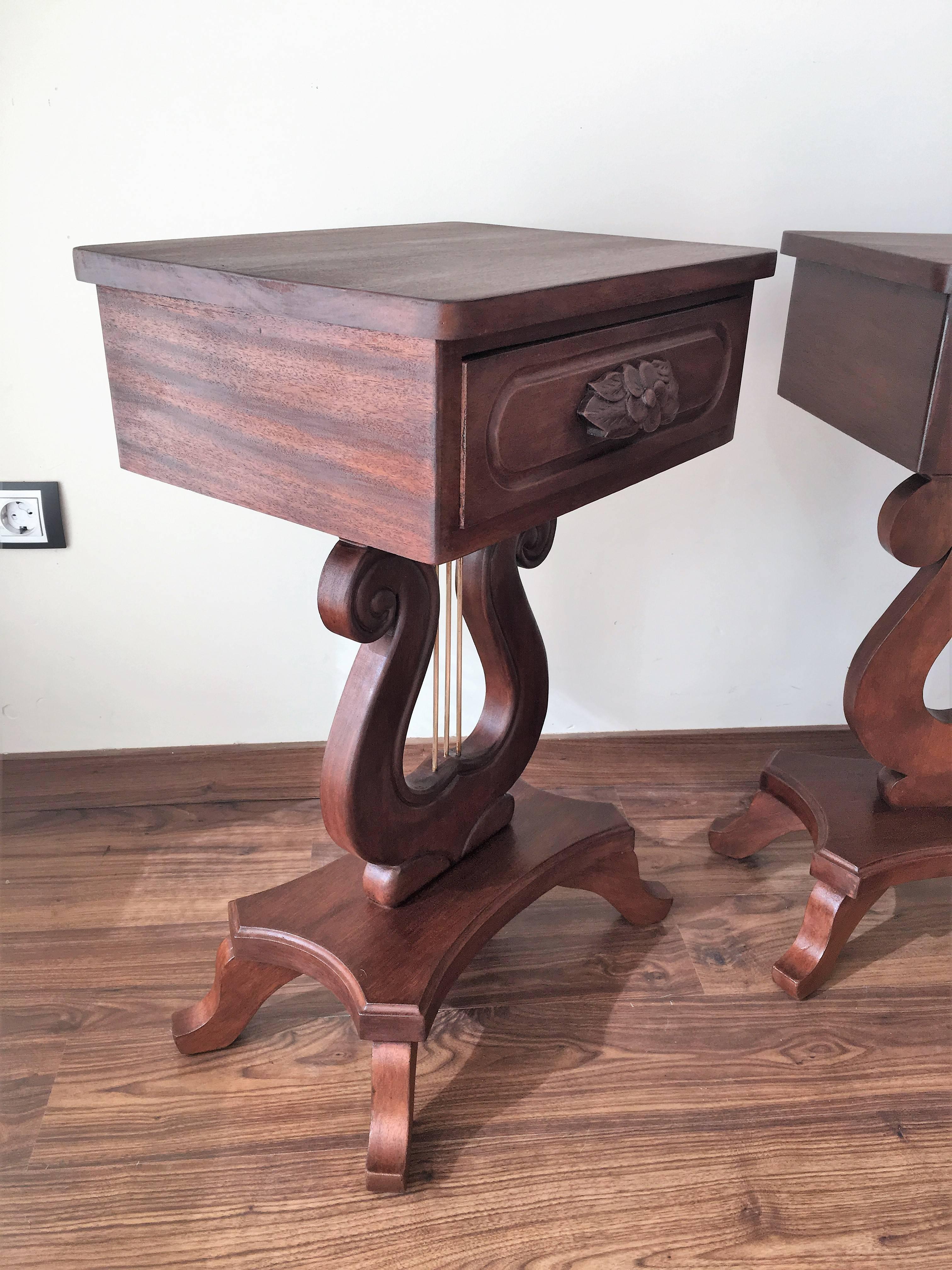 20th Century Pair of Nightstands in Mahogany with Lyre Leg and Bronze 7