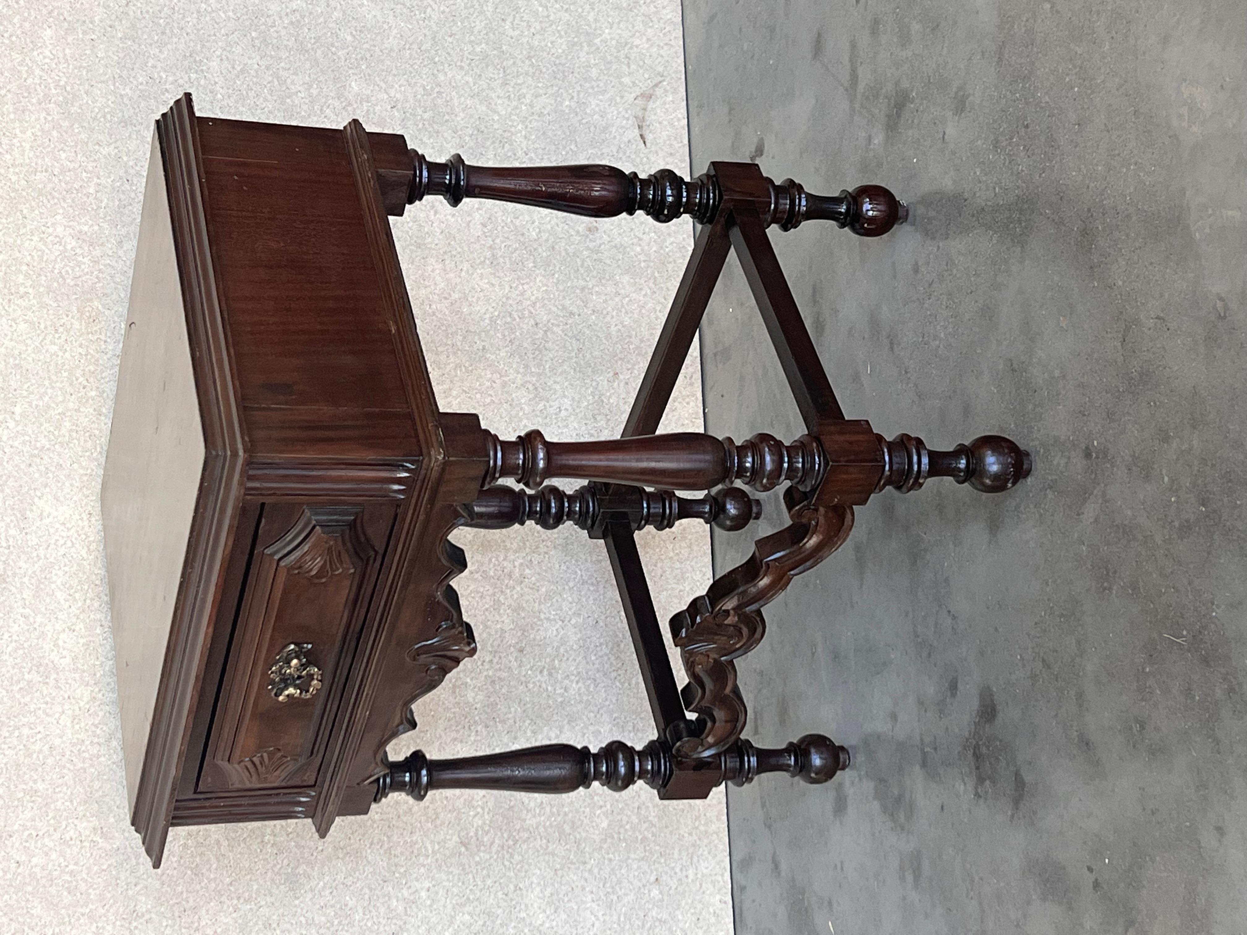 20th Pair of Spanish Nightstands with Carved Drawer and beautiful stretcher For Sale 3