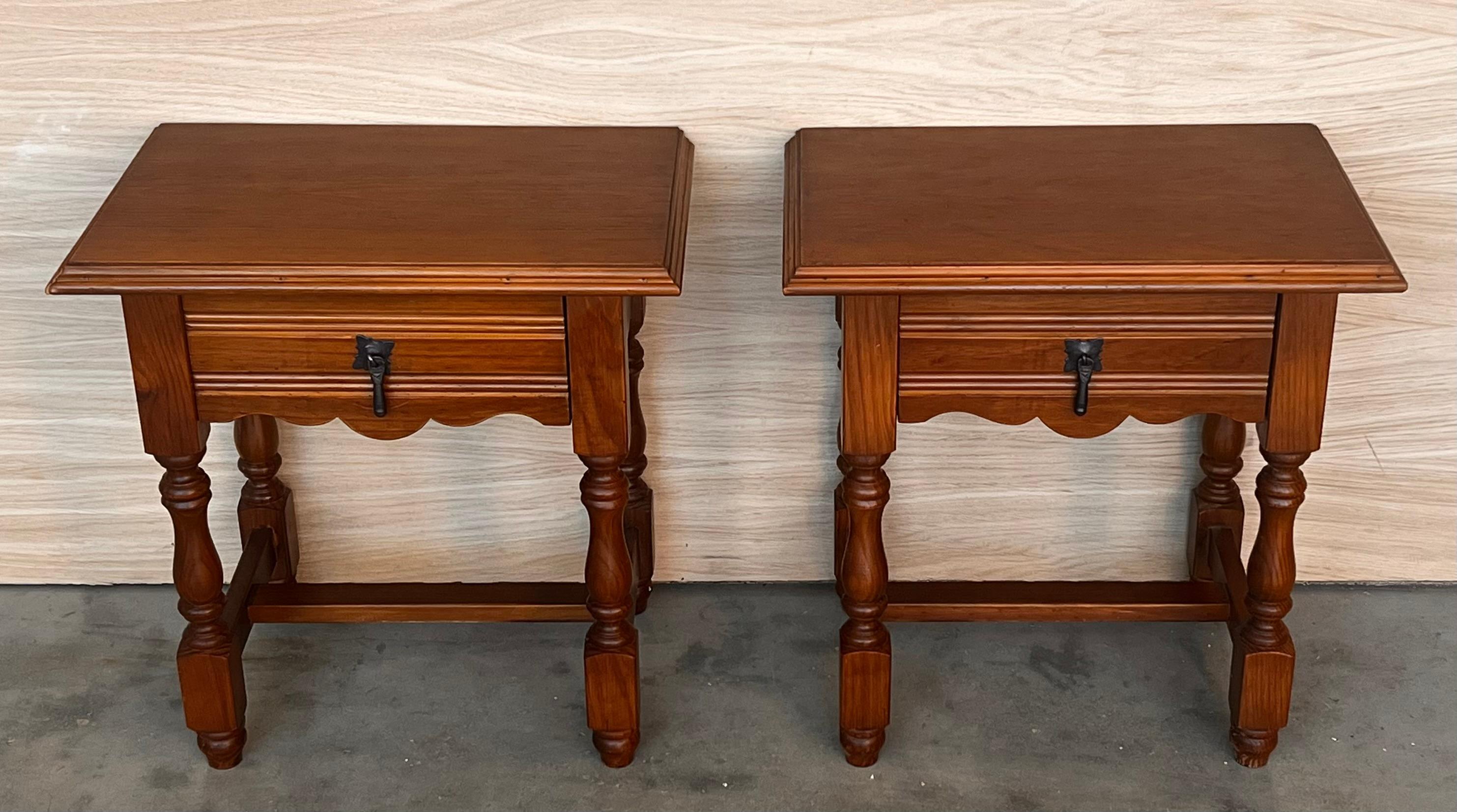 20th Century 20th Pair of Spanish Nightstands with Carved Drawer  For Sale
