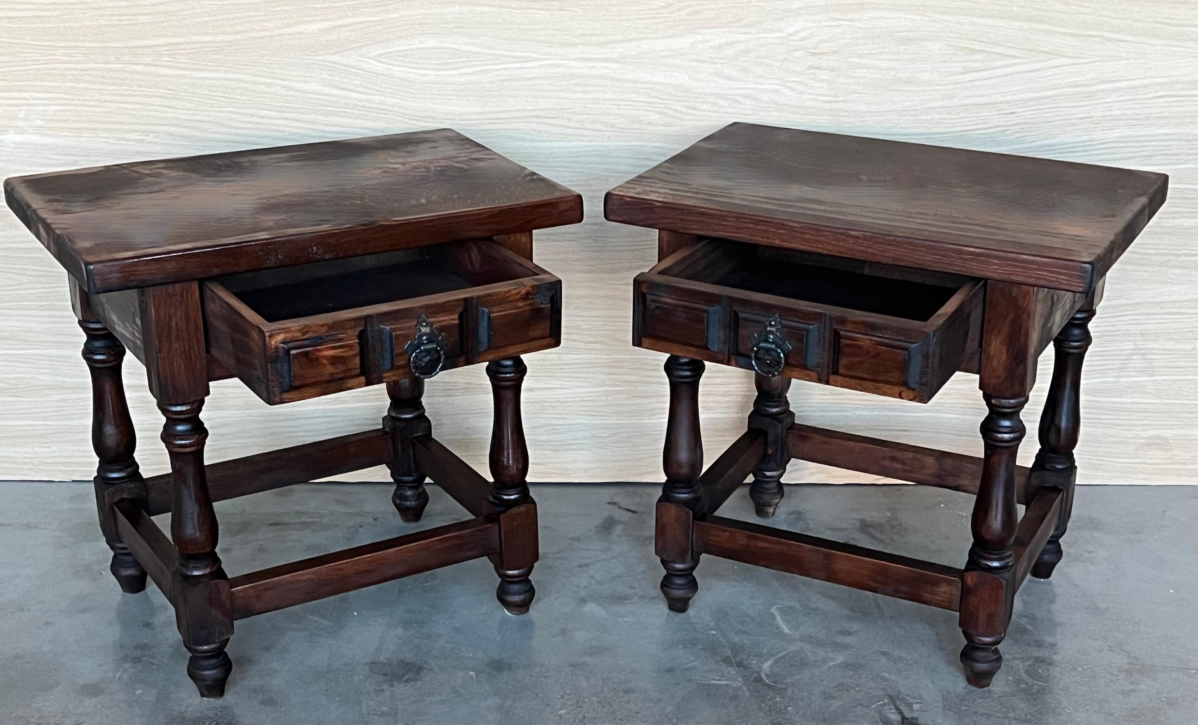Walnut 20th Pair of Spanish Nightstands with Drawer