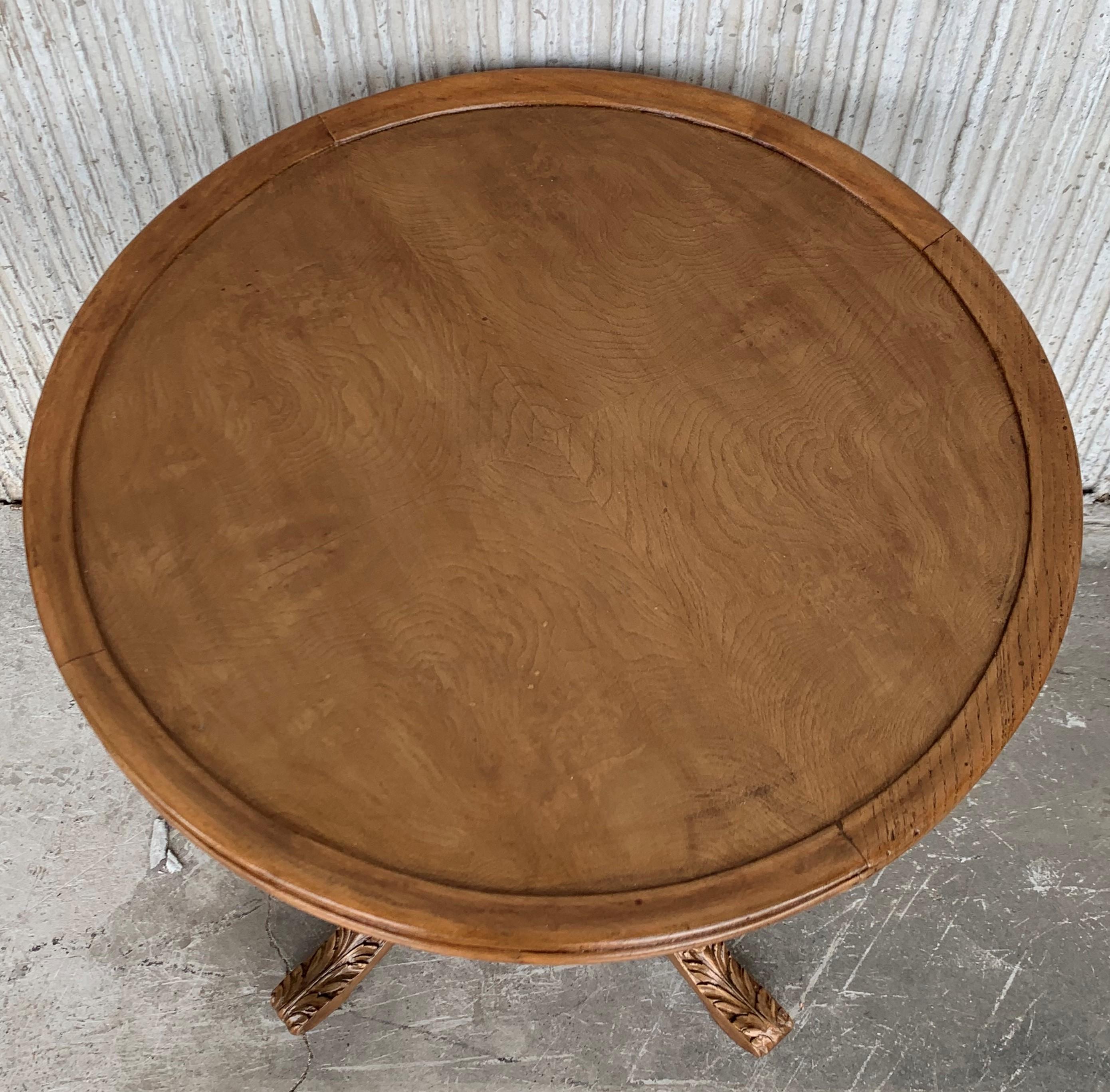 Pedestal Walnut Round Coffee or Side Table with Ornamental Carved Legs In Good Condition In Miami, FL