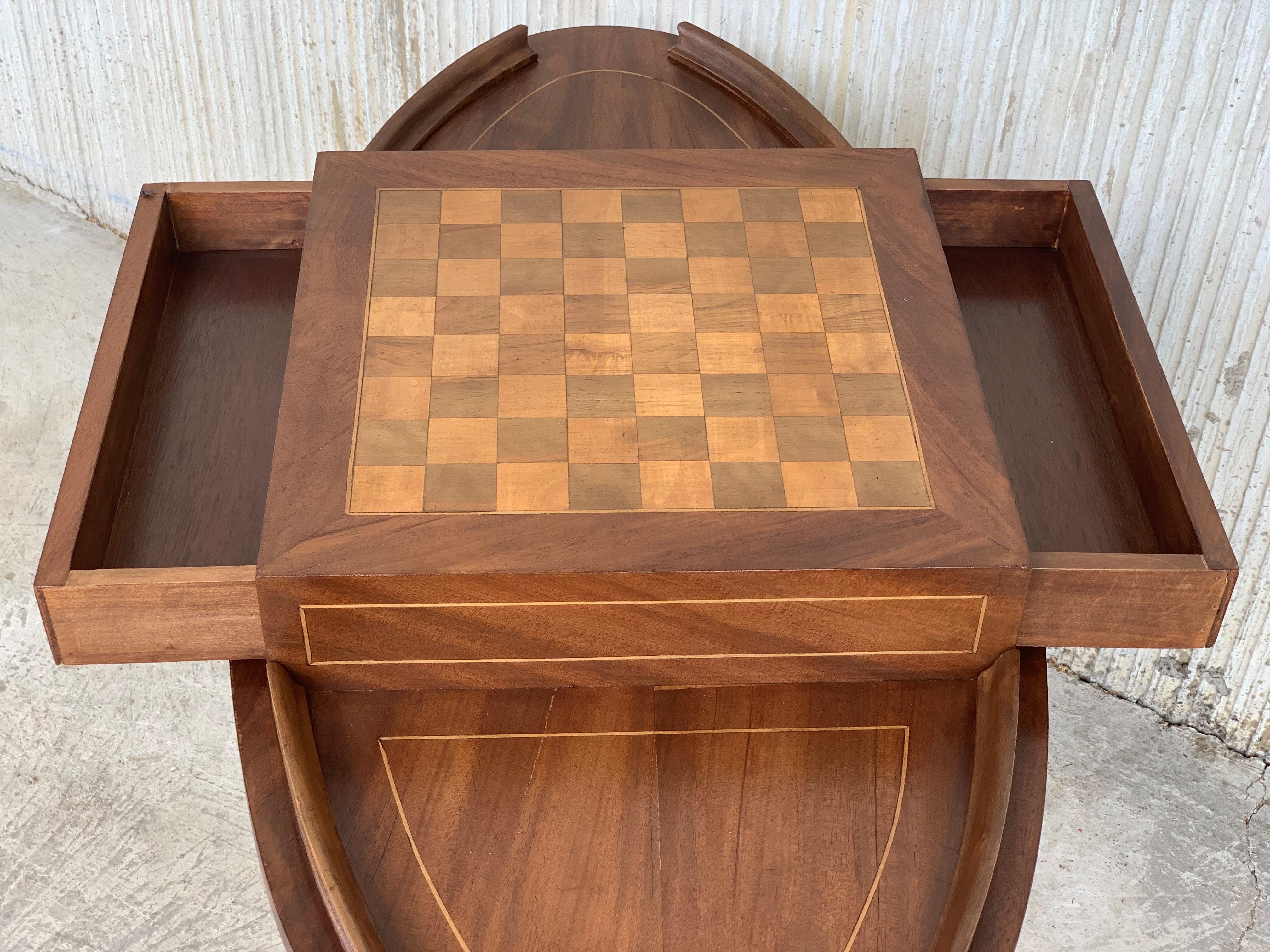20th Century Regency Style Oval Walnut Chess Game Table with Two Drawers For Sale 1