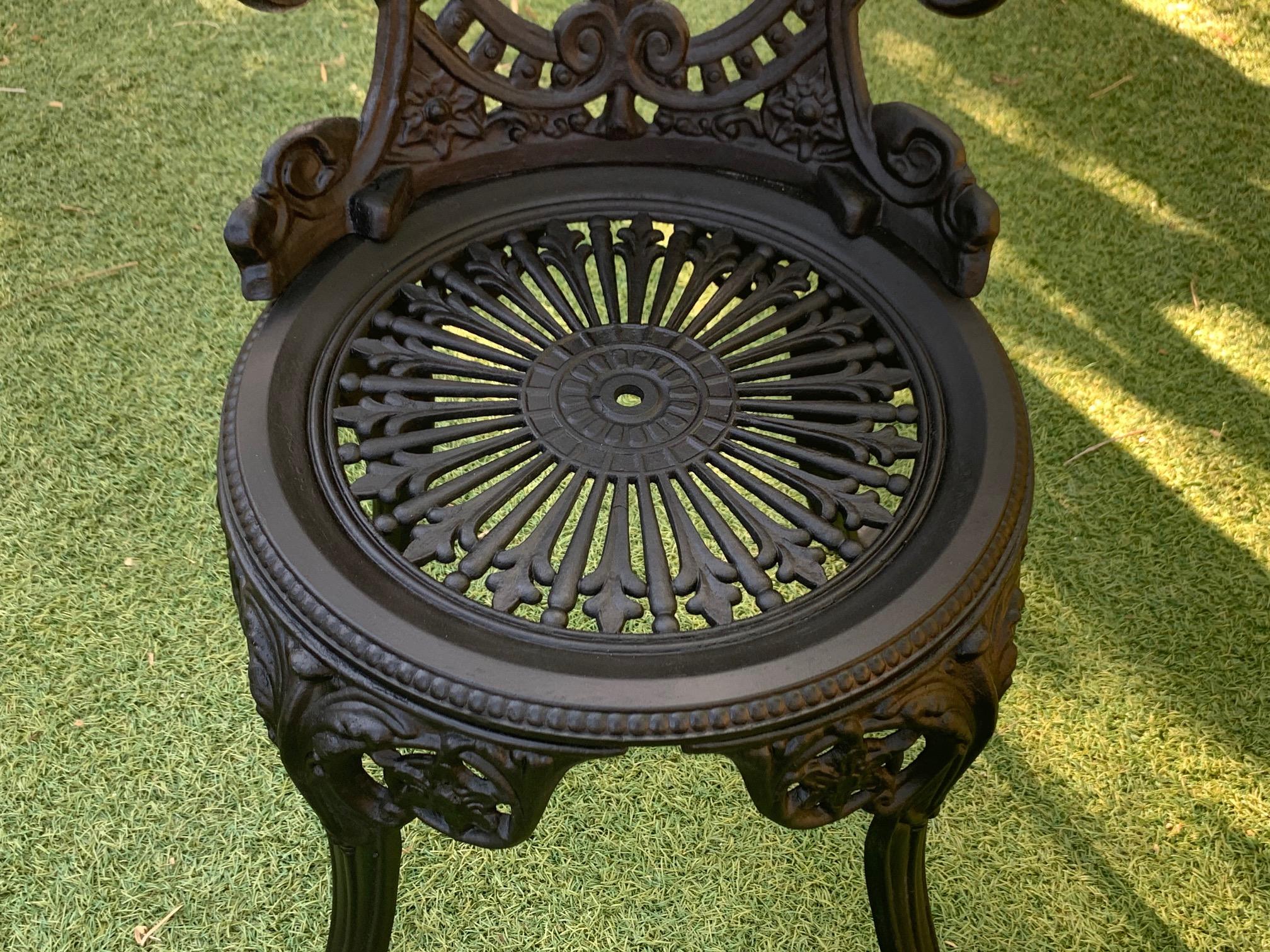 20th Century Renaissance Revival Style Pair of Back Garden Chairs 3