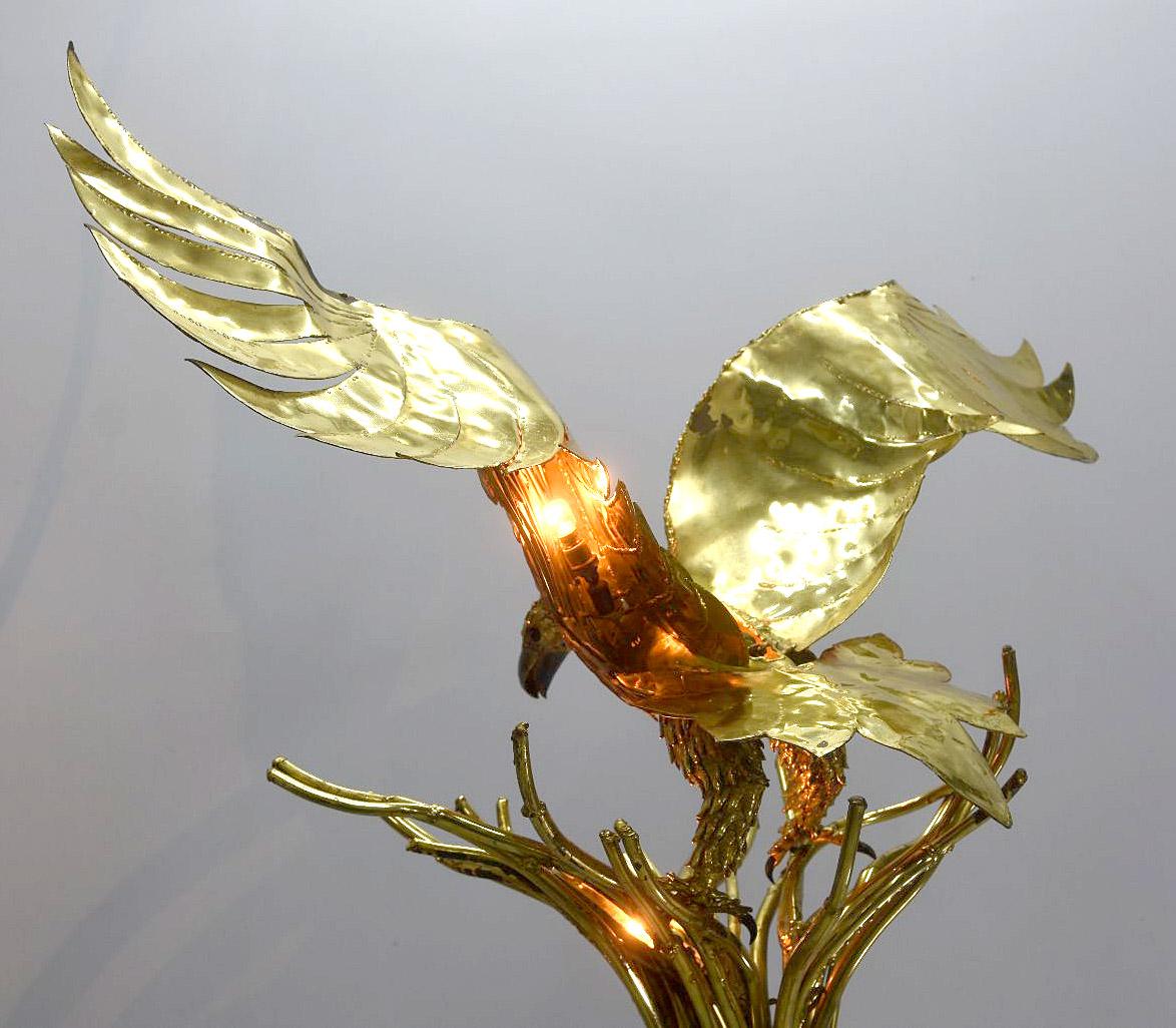 20th Century Richard and Isabelle Faure Eagle Floor Lamp in Brass and Quartz For Sale 2