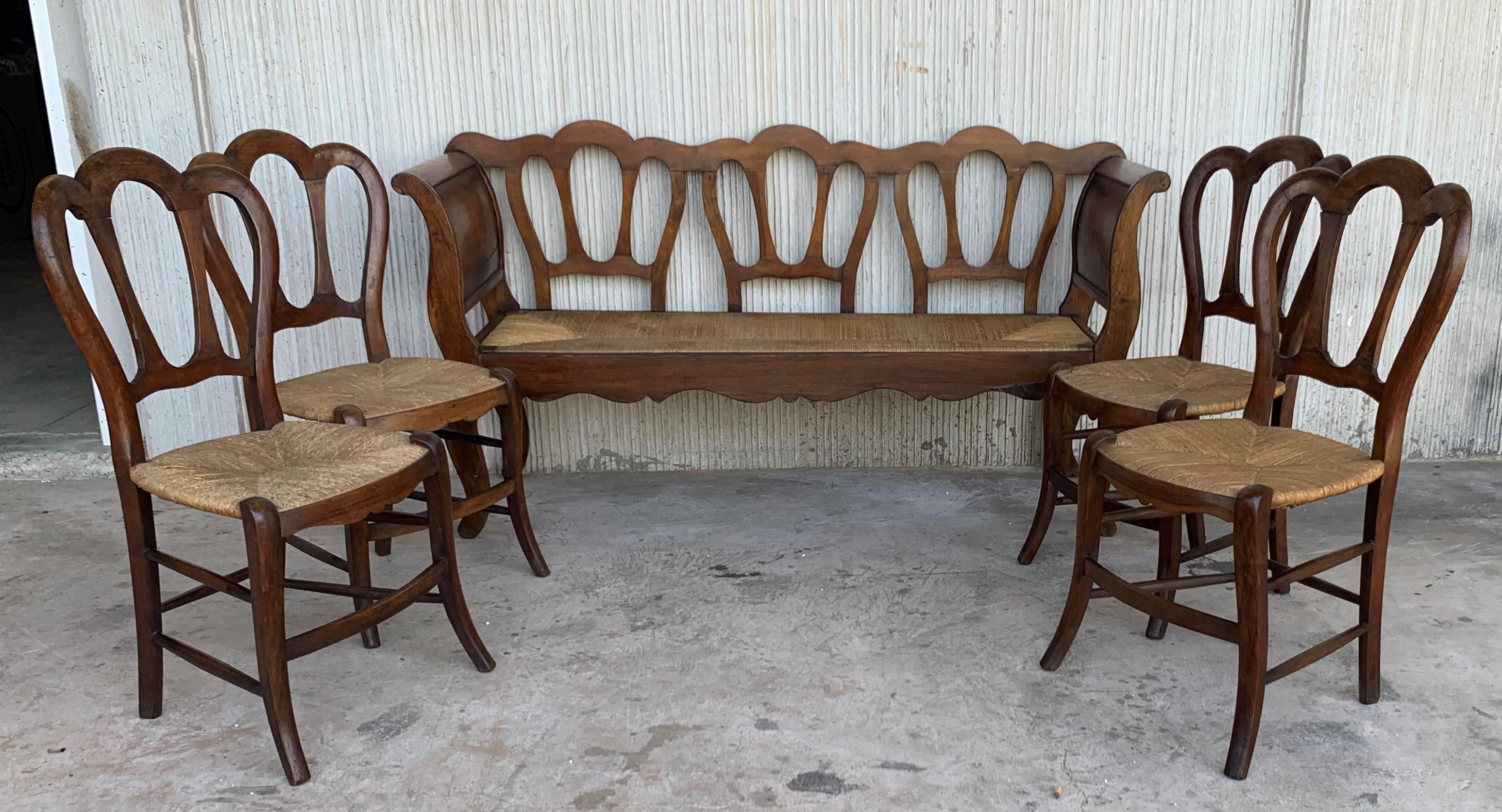 20th Set of One Bench and Four Victorian Chairs, Wood and Rattan In Good Condition For Sale In Miami, FL