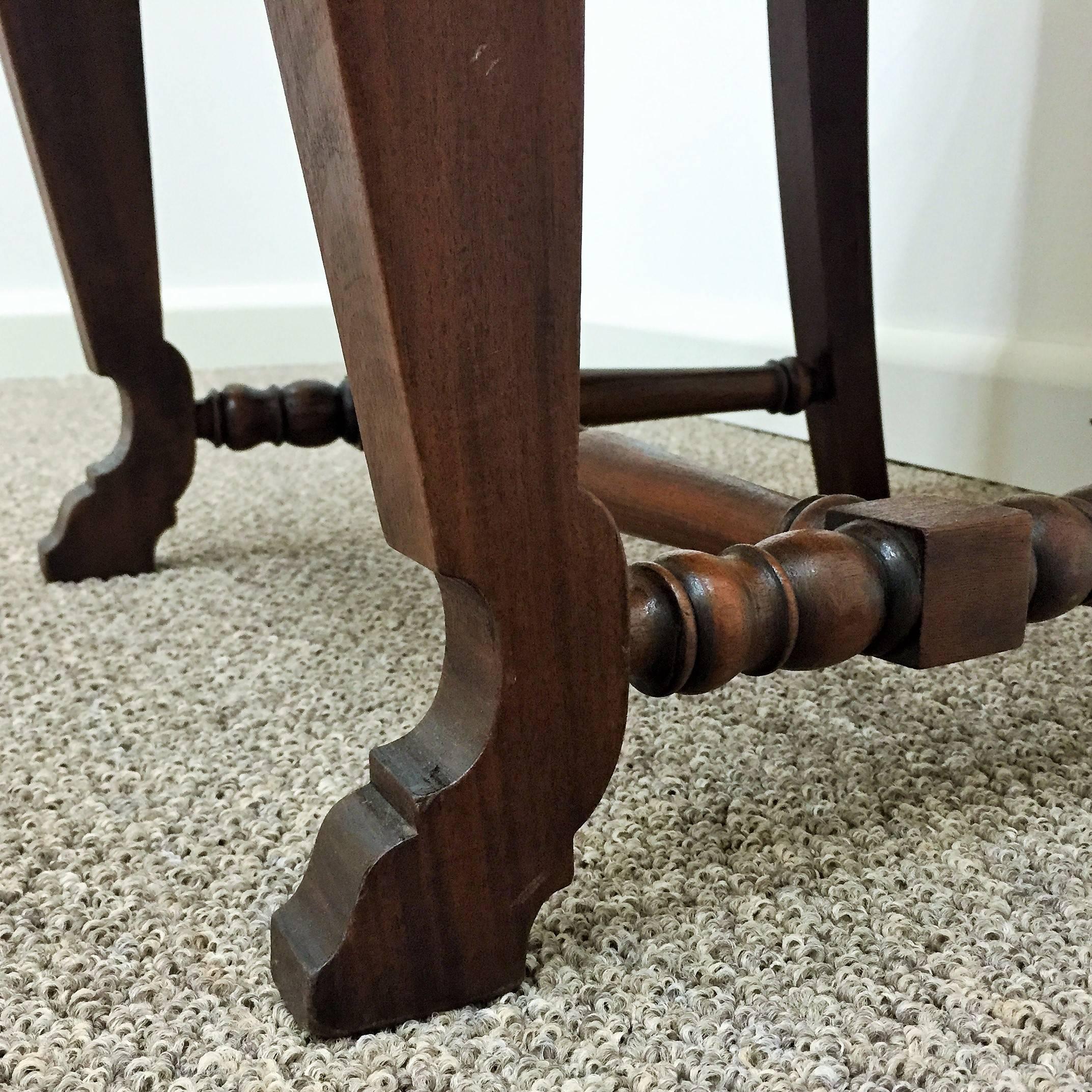 20th Century Set of Six Deco Dark Walnut Refinished Tall Back Dining Chairs In Good Condition For Sale In Miami, FL