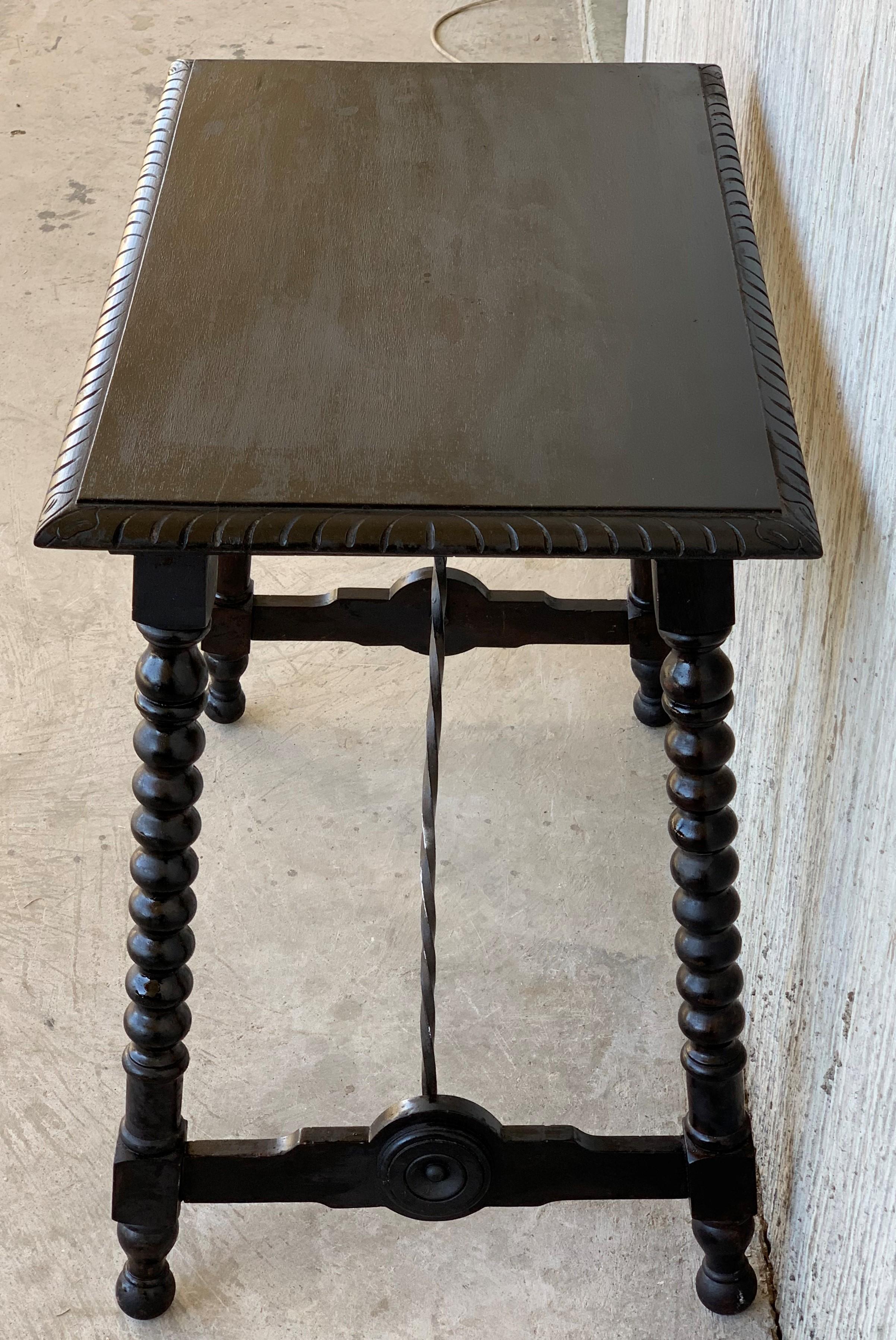 Spanish Baroque Side Table with Iron Stretcher and Carved Top in Walnut 3