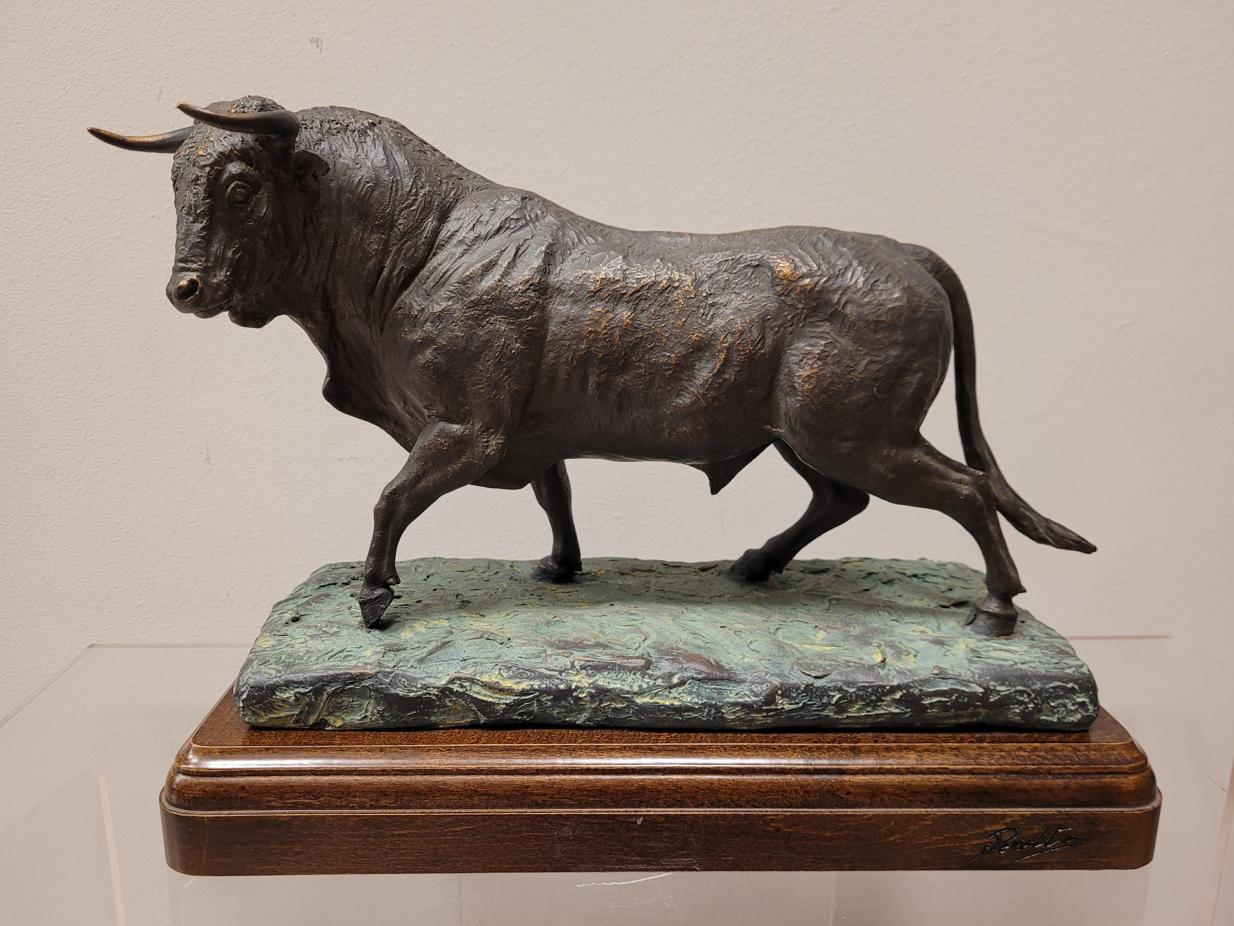 20th Spanish Bull Sculpture Bronze by Peralta Signed 5