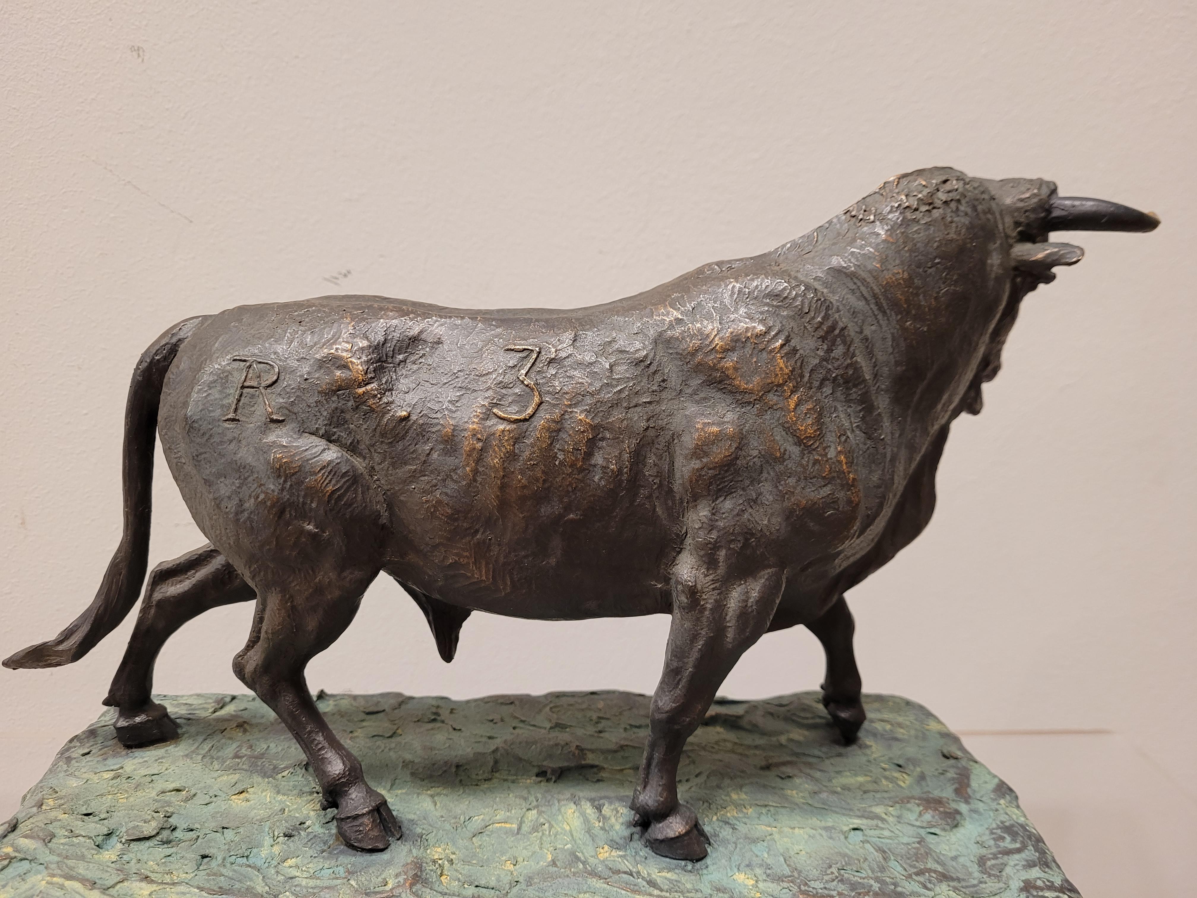 20th Spanish Bull Sculpture Bronze by Peralta Signed 12