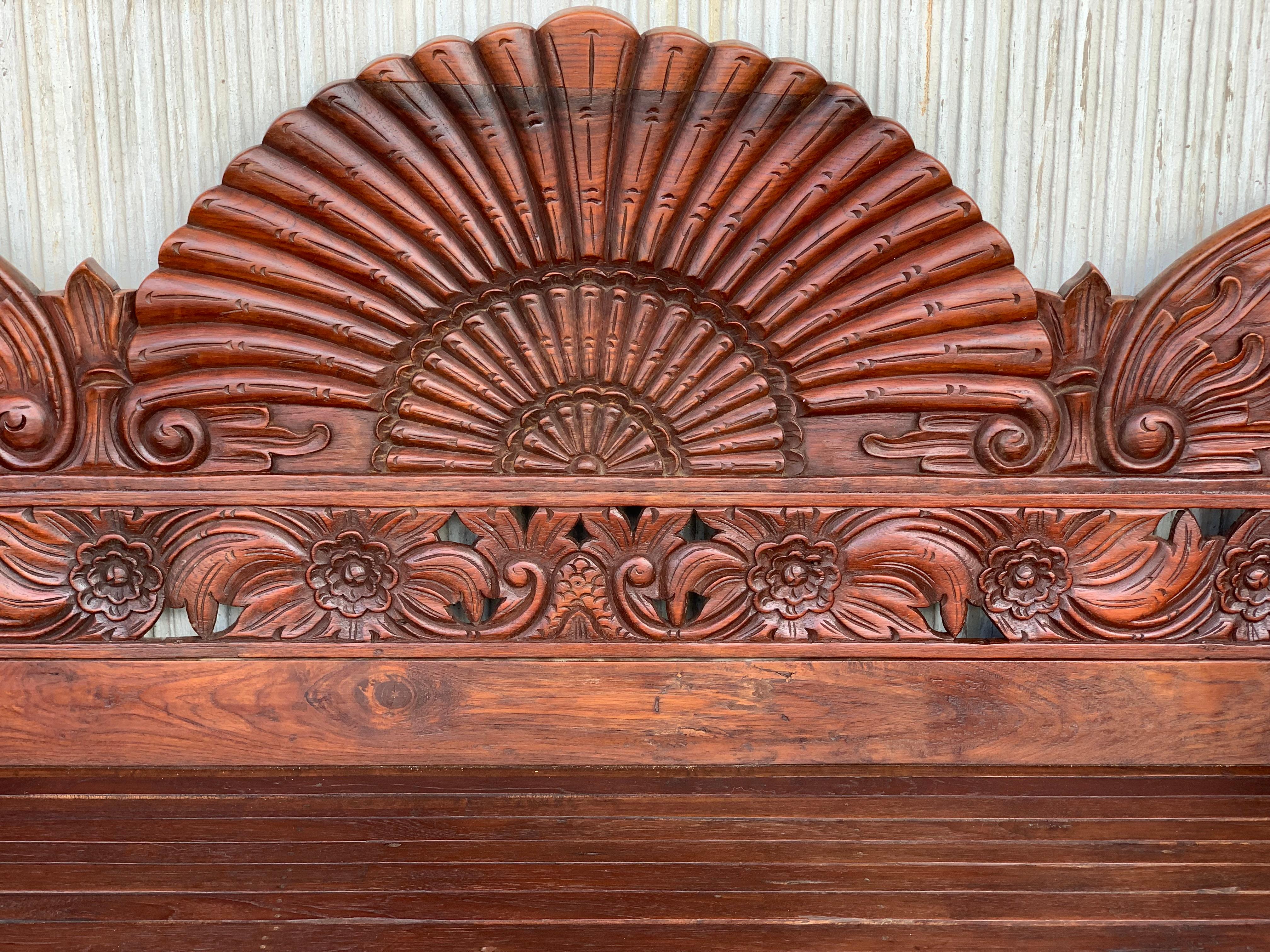 20th Century Spanish Carved Back & Legs Garden Bench or Settee with Curved Arms In Good Condition In Miami, FL