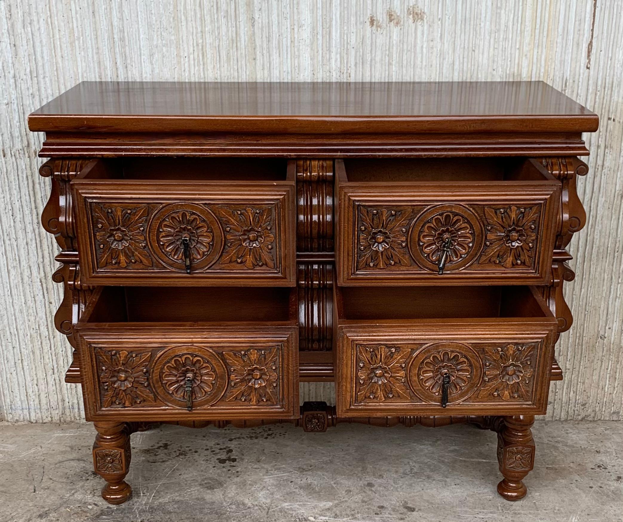 19th Century 20th Spanish Chest of Drawers with Original Hardware and carved drawers For Sale