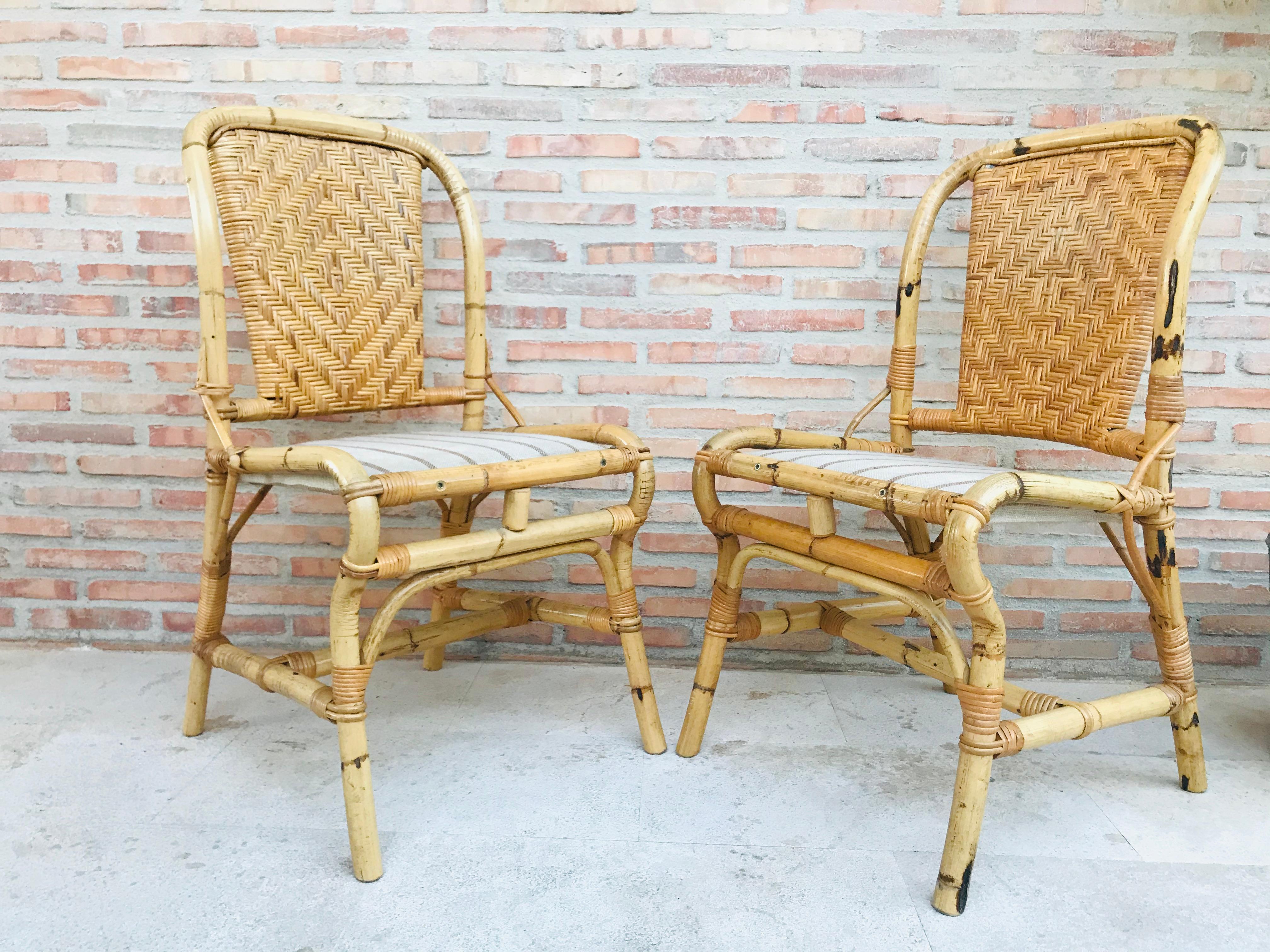 20th Spanish Midcentury Pair of Bamboo Chairs with Upholstered Seat In Good Condition For Sale In Miami, FL