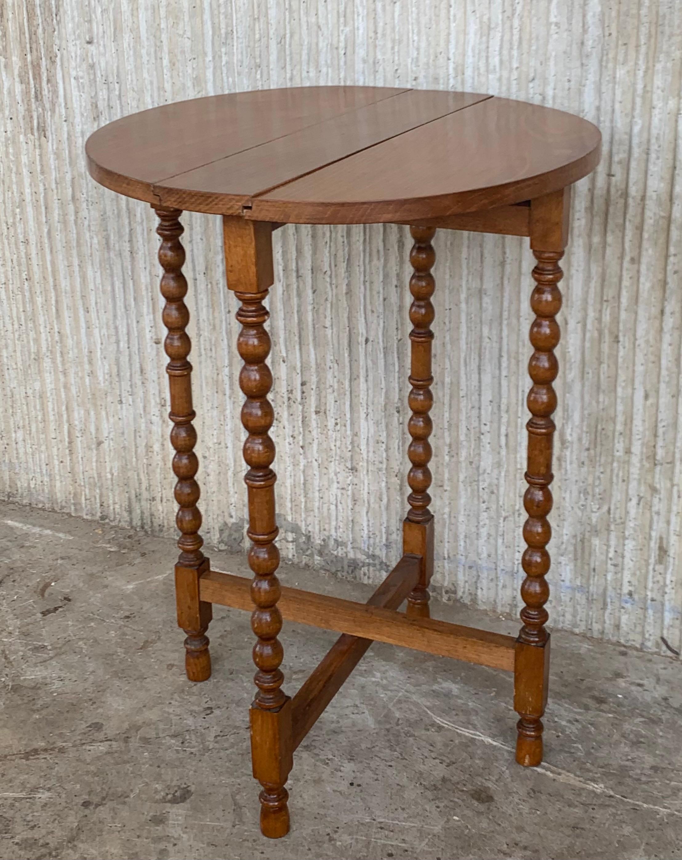 20th Spanish Walnut Nesting and Folding Tables with Turned Legs For Sale 6