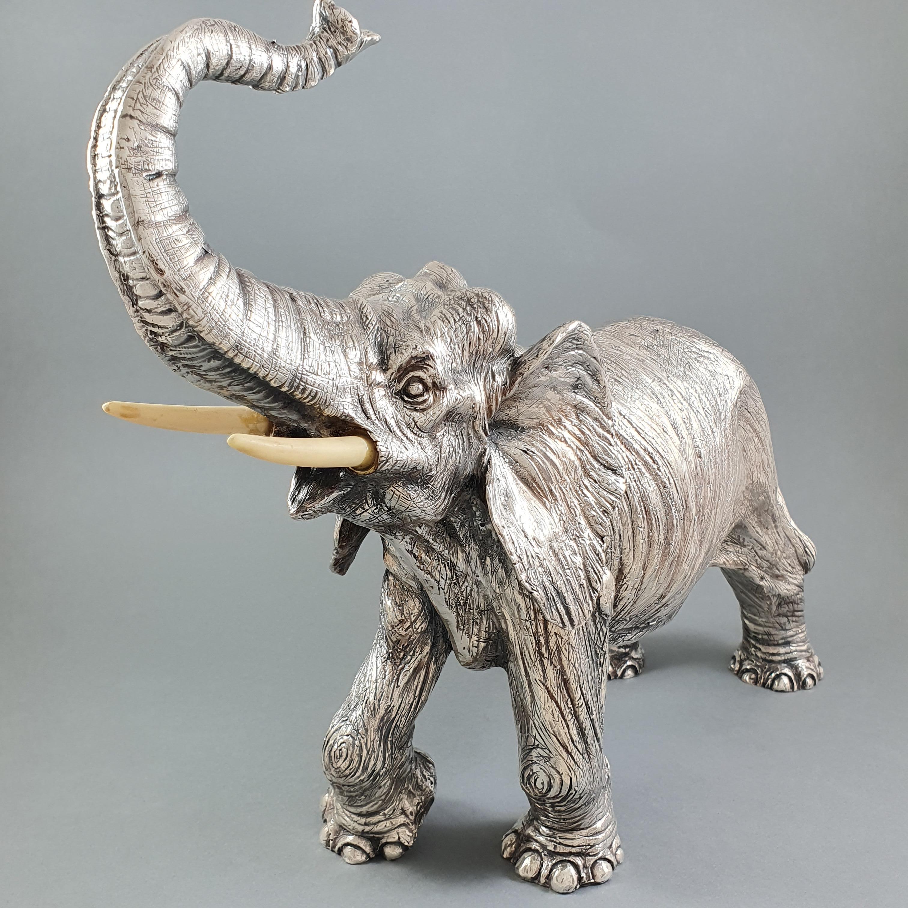 20th Sterling Silver Elephant Sculpture In Good Condition In Saint-Ouen, FR