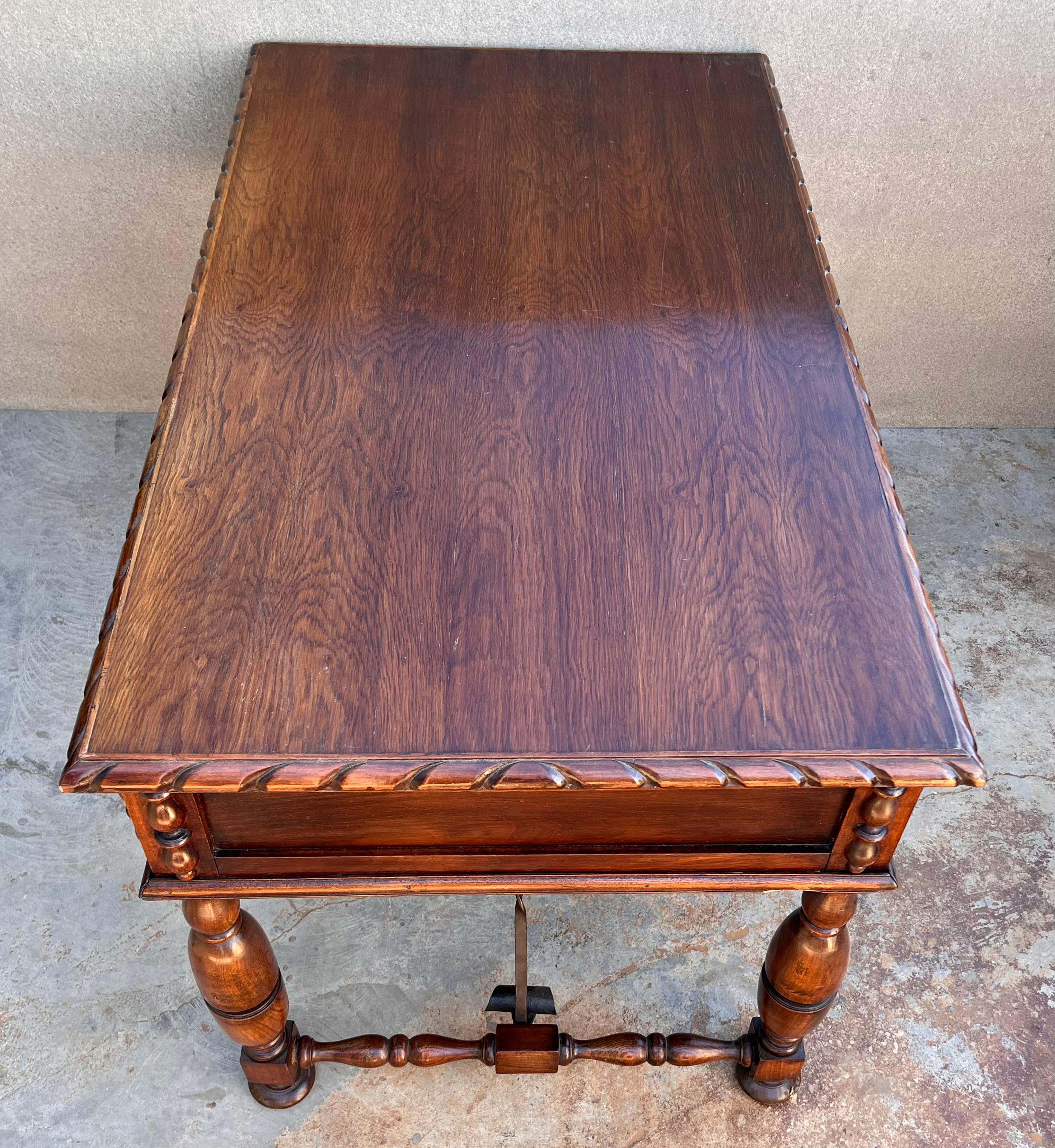 20th Two sides French Louis XV Style Carved Walnut Desk with Three Drawers  For Sale 4