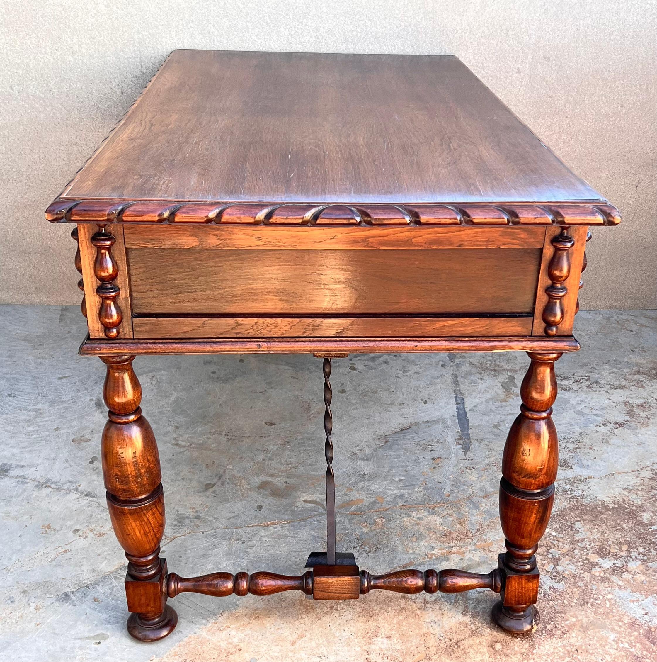 20th Two sides French Louis XV Style Carved Walnut Desk with Three Drawers  For Sale 5