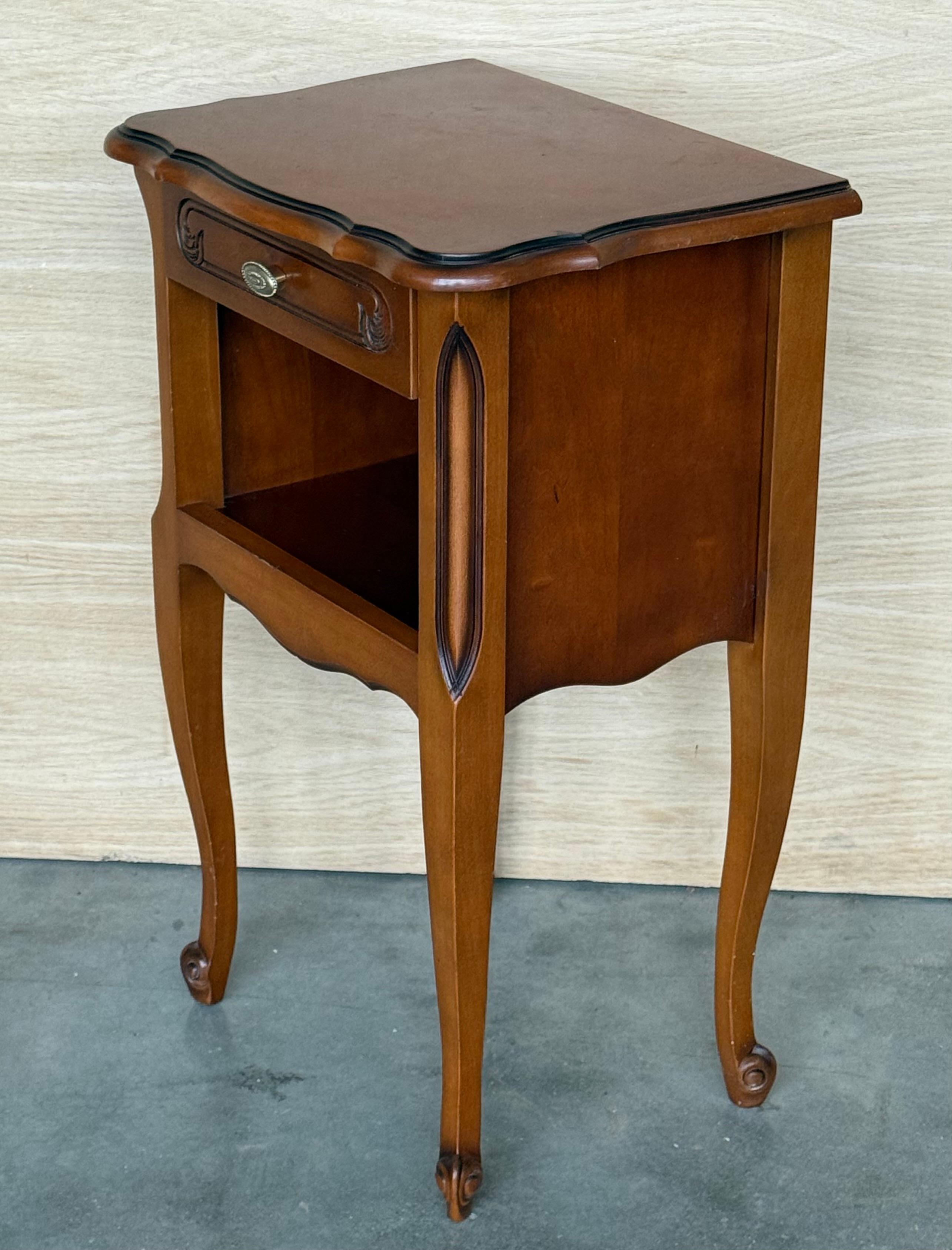 Noce 20th Walnut Nightstands Tables With Drawer And Open Shelf, 1940 in vendita