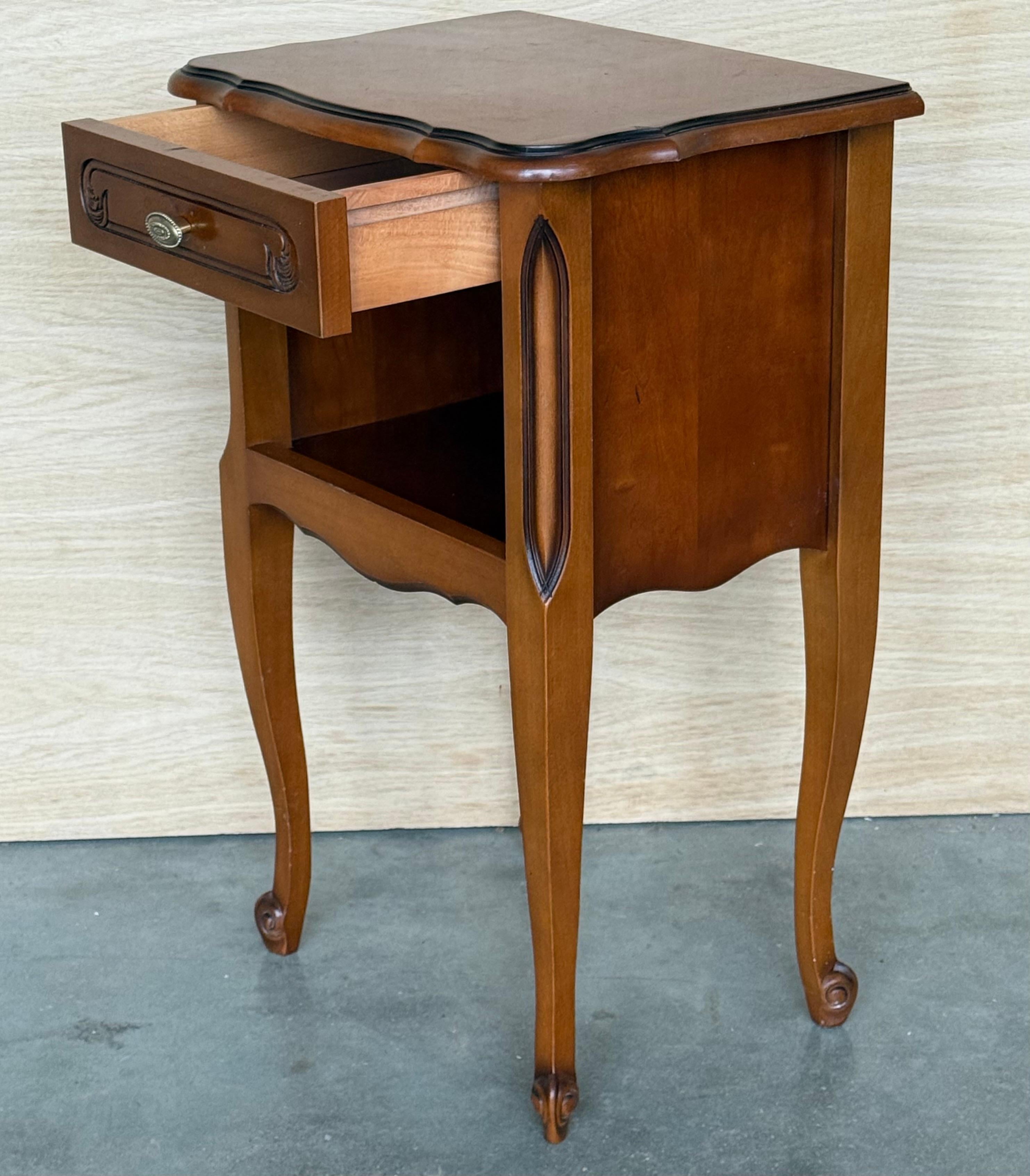 20th Walnut Nightstands Tables With Drawer And Open Shelf, 1940 in vendita 1
