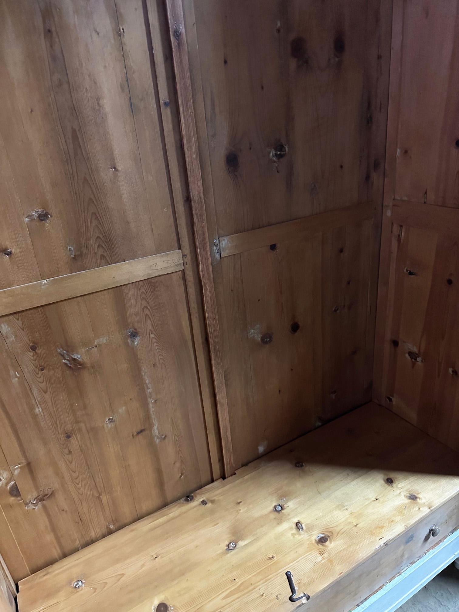 Italian 20th Wardrobe two doors white shelves For Sale