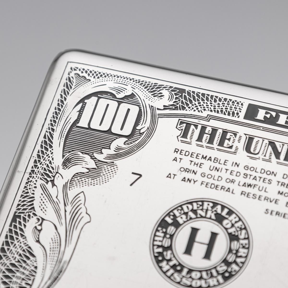 Portasigarette e accendino americano placcato argento del XX secolo a forma di cento dollari in vendita 7
