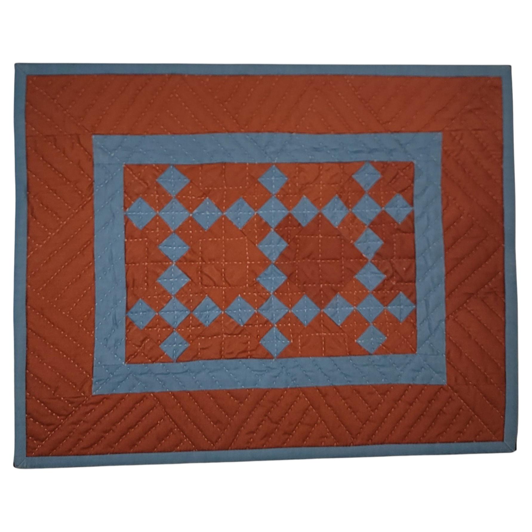 20ème Amish Quilts de poupée -Monté en vente