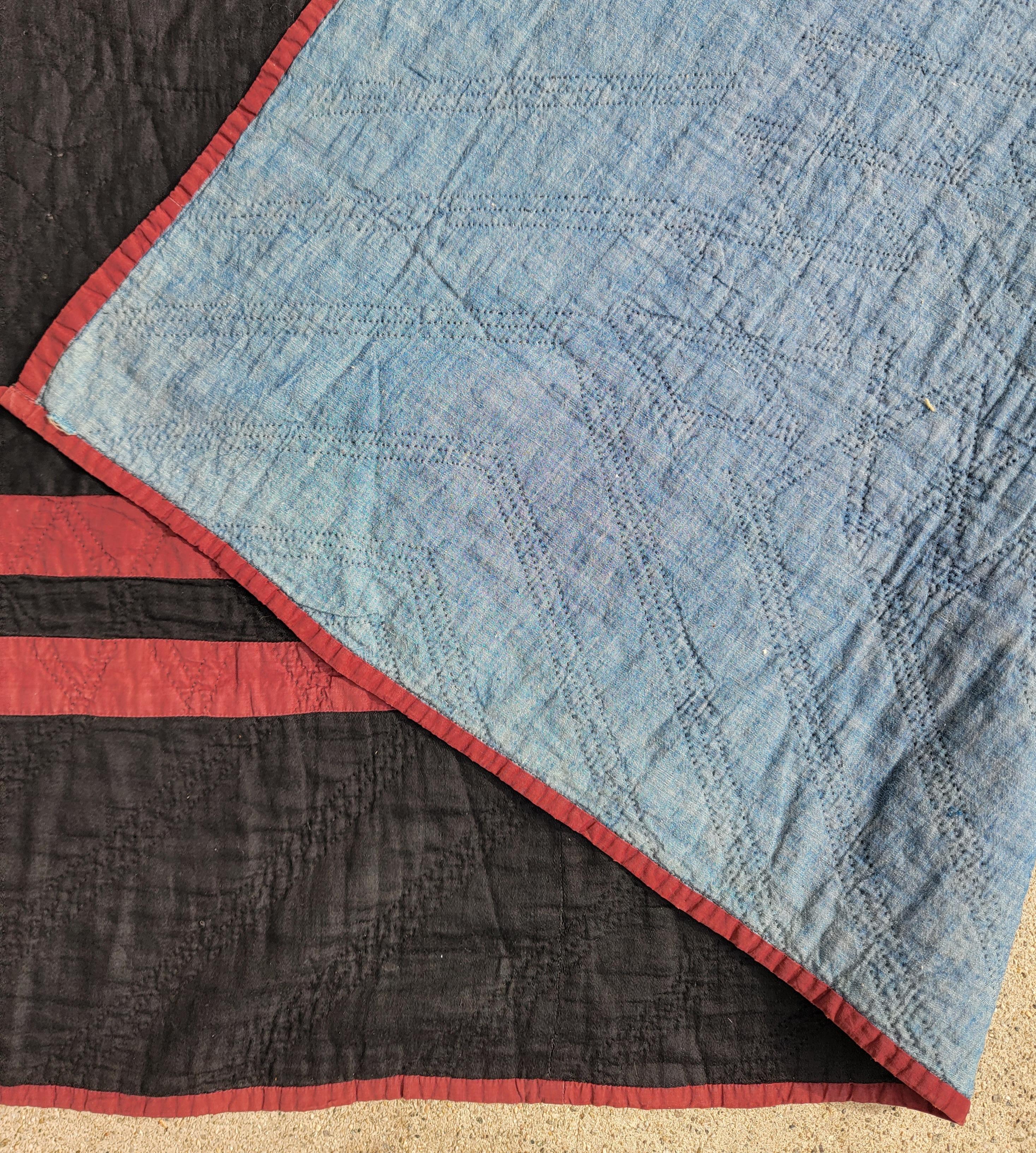 American 20Thc Amish Plain Quilt from Ohio For Sale