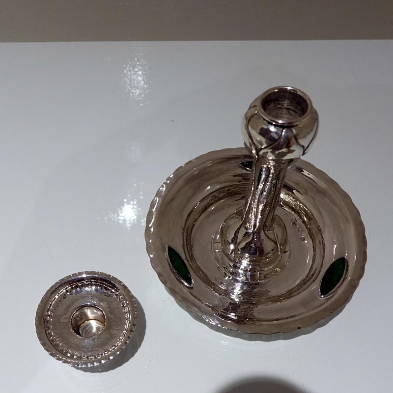 20th Century Edwardian Sterling Silver Art Nouveau Chamberstick Lon1902 Hutton For Sale 1