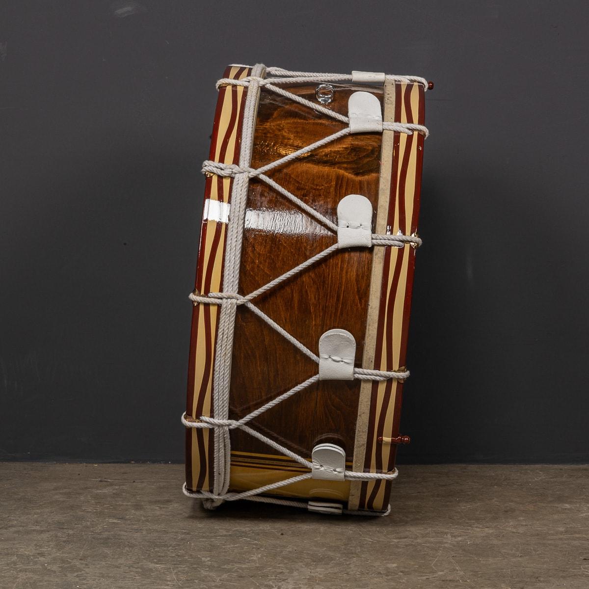 20thC Bass Drum Of The Duke Of Edinburghs 1St Battalion Wiltshire Regiment Band In Good Condition In Royal Tunbridge Wells, Kent