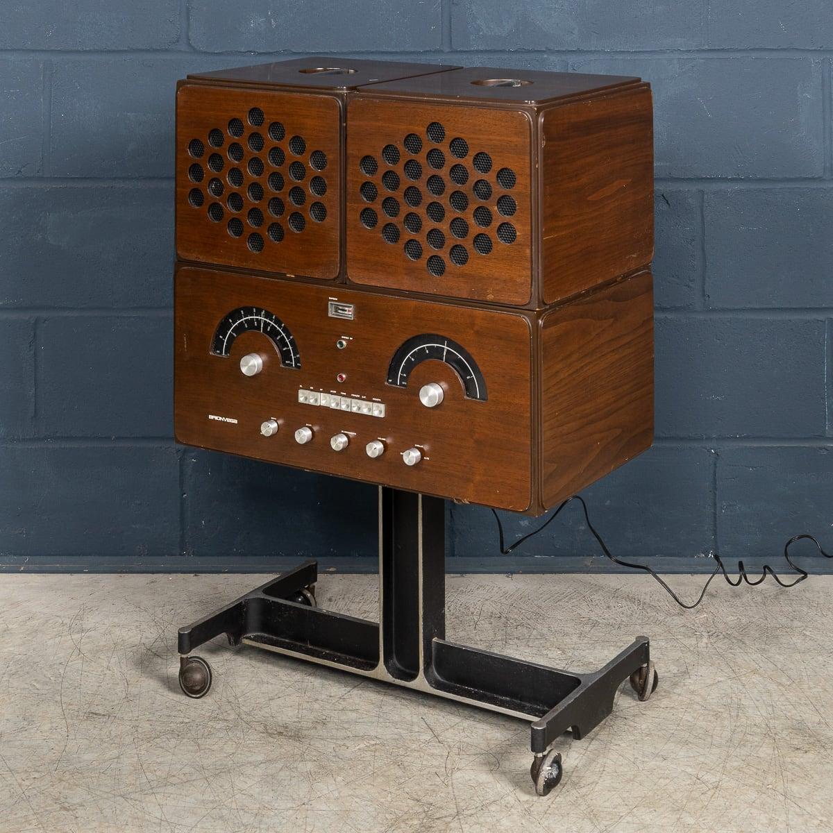 Italian 20thC Brionvega Rr126 Stereophonic Radio, By Achille & Pier Giacomo Castiglioni For Sale
