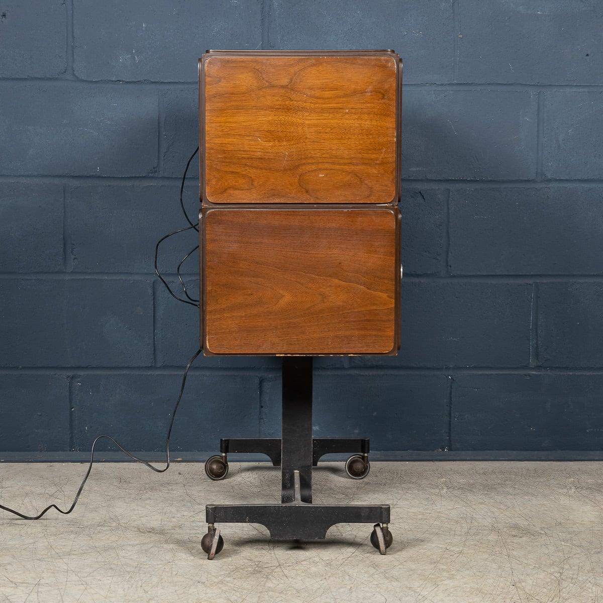 Metal 20thC Brionvega Rr126 Stereophonic Radio, By Achille & Pier Giacomo Castiglioni For Sale