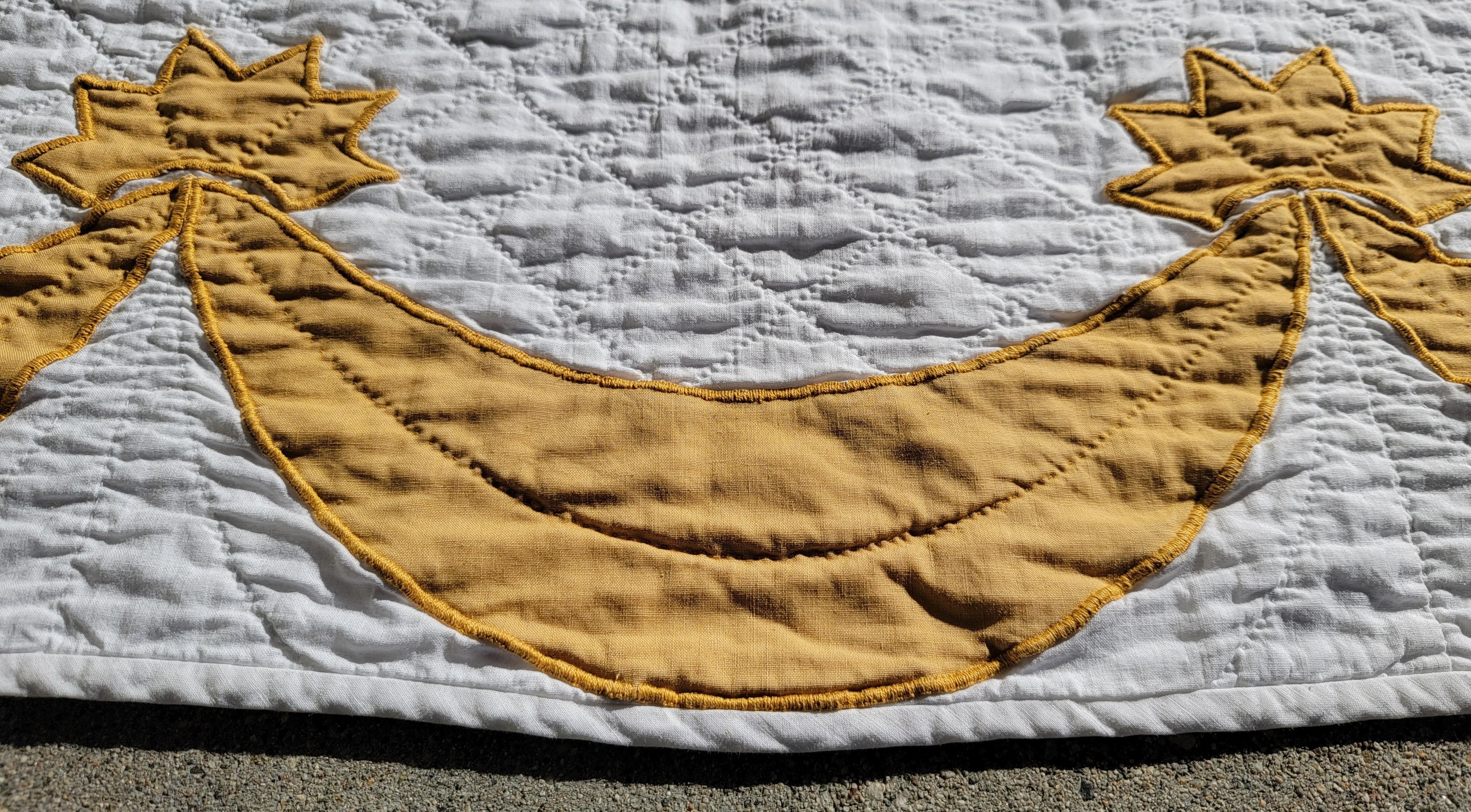 Hand-Crafted 20th C Eagle Applique Quilt