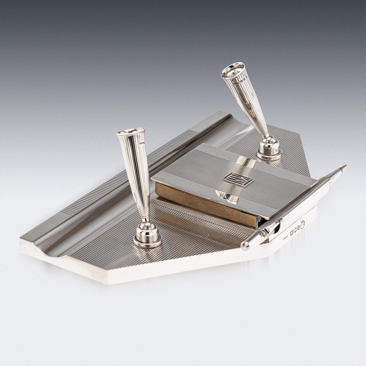 20. Jahrhundert Englisches Art Deco Schreibtischset aus massivem Silber und Druckbleistift, London um 1936 (Britisch) im Angebot