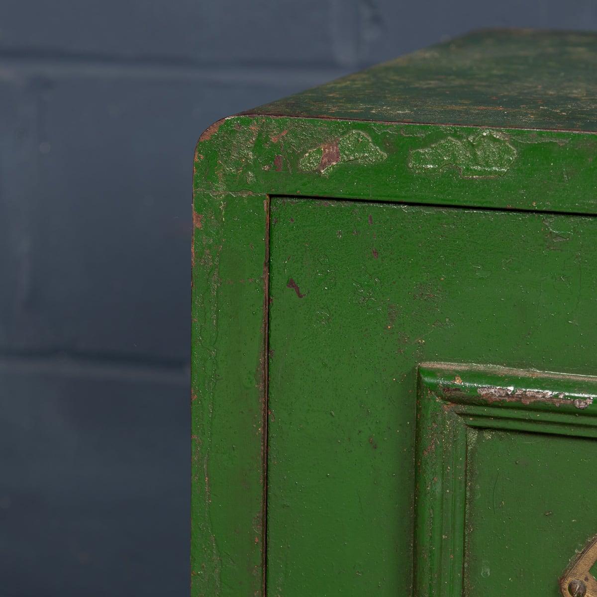 20Thc English Fire Proof Safe By Chubb c.1930 7